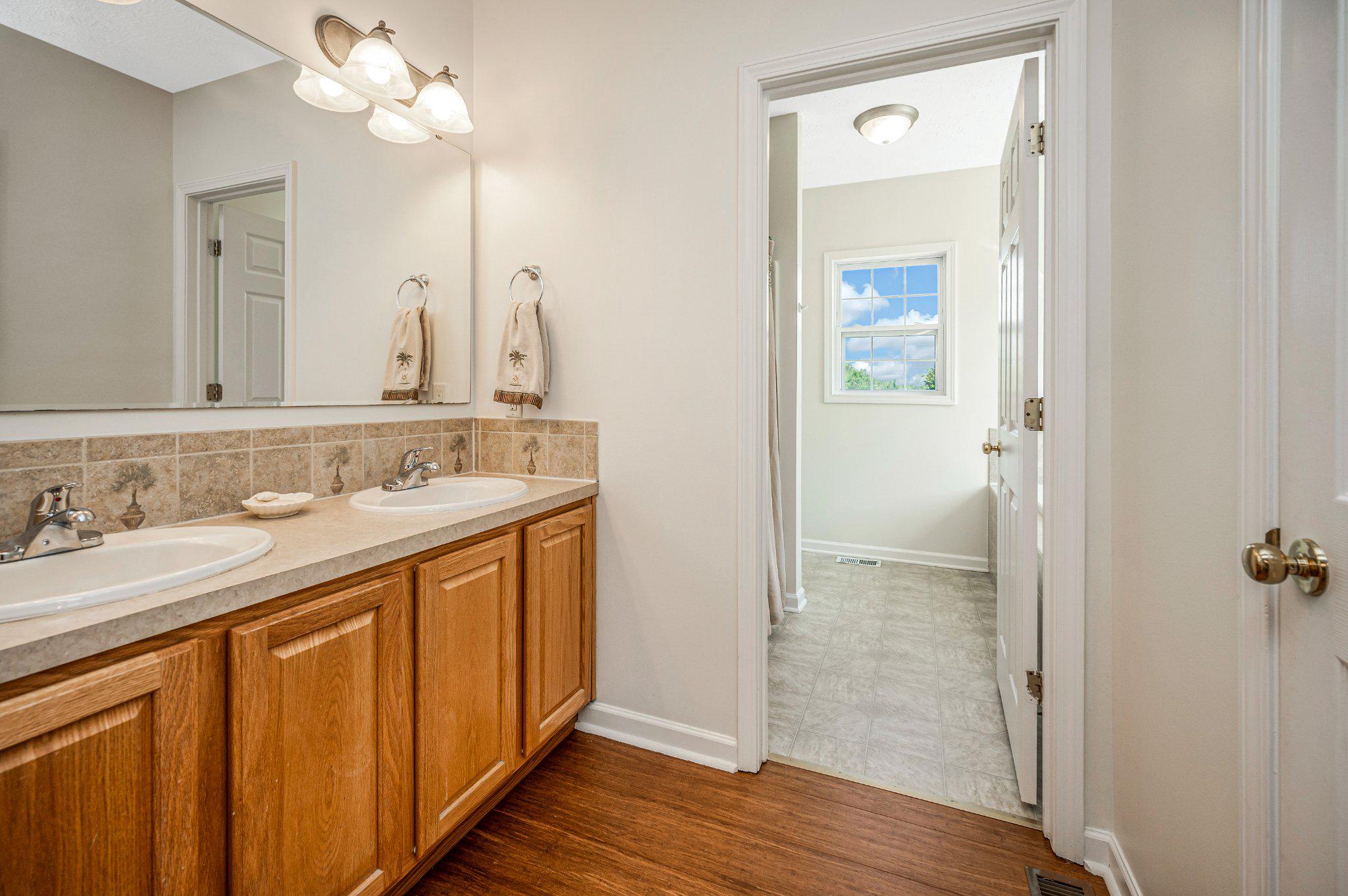 HICKORY CREEK ACRES - Residential