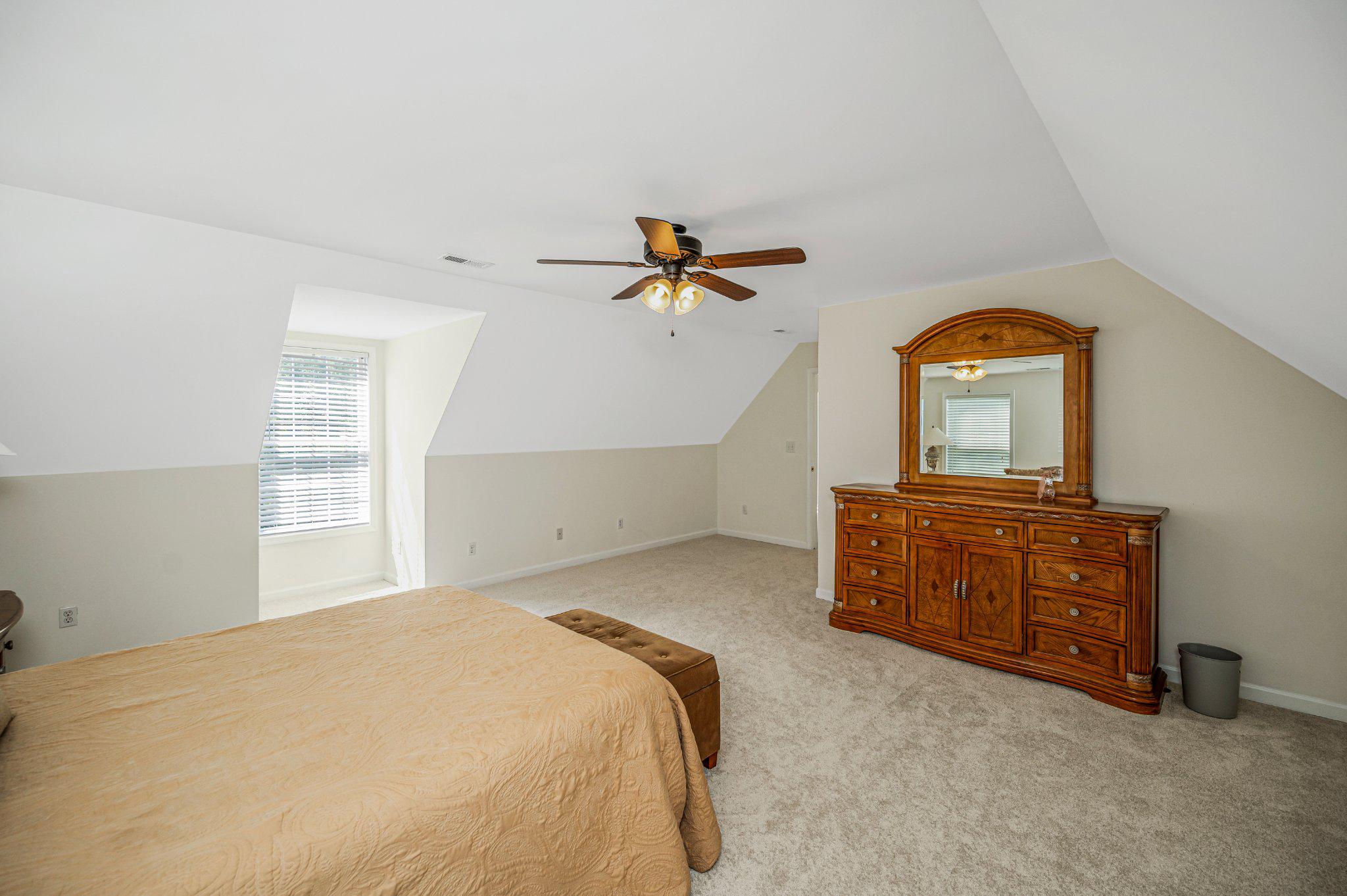 HICKORY CREEK ACRES - Residential