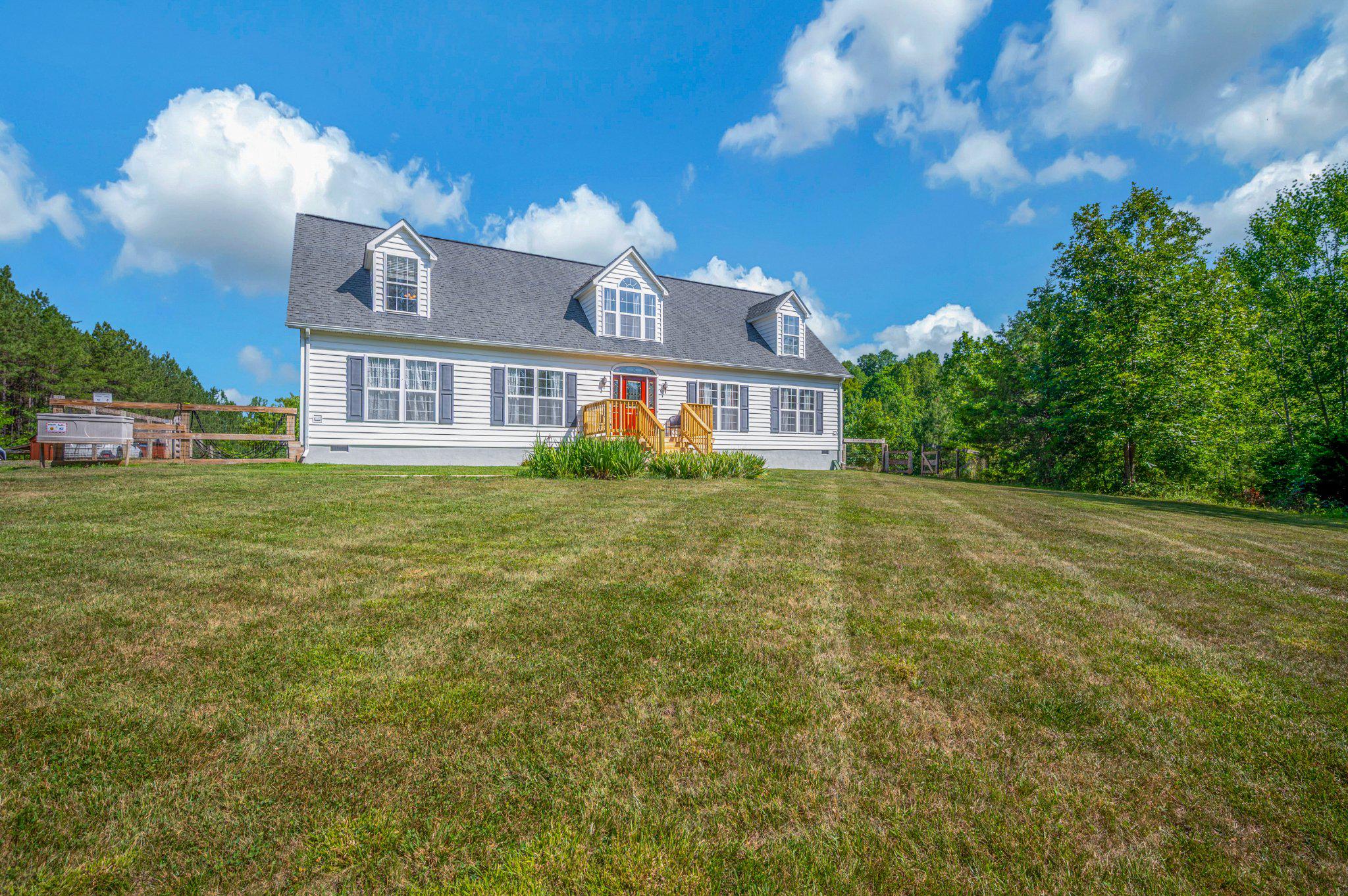 HICKORY CREEK ACRES - Residential