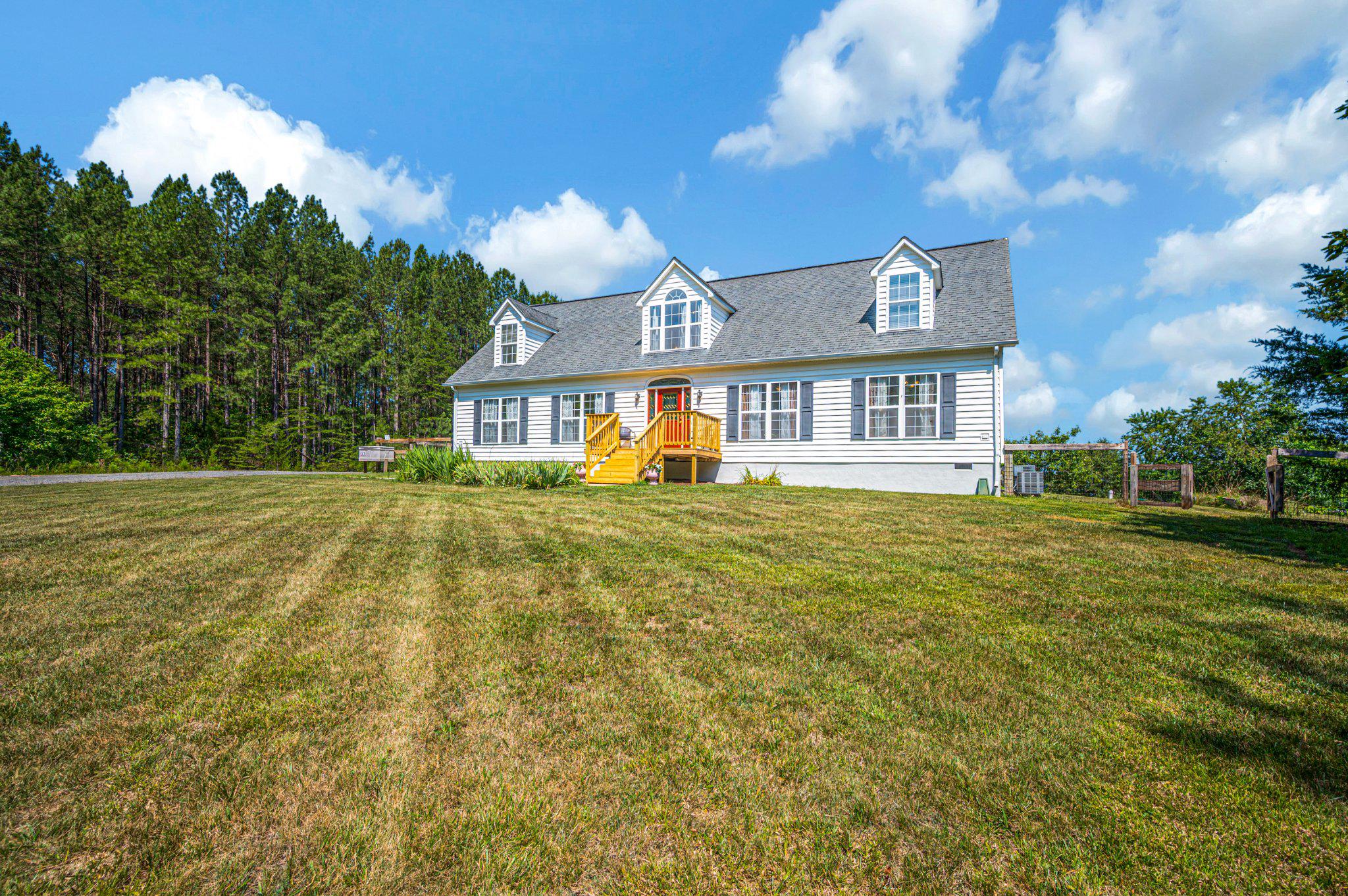 HICKORY CREEK ACRES - Residential