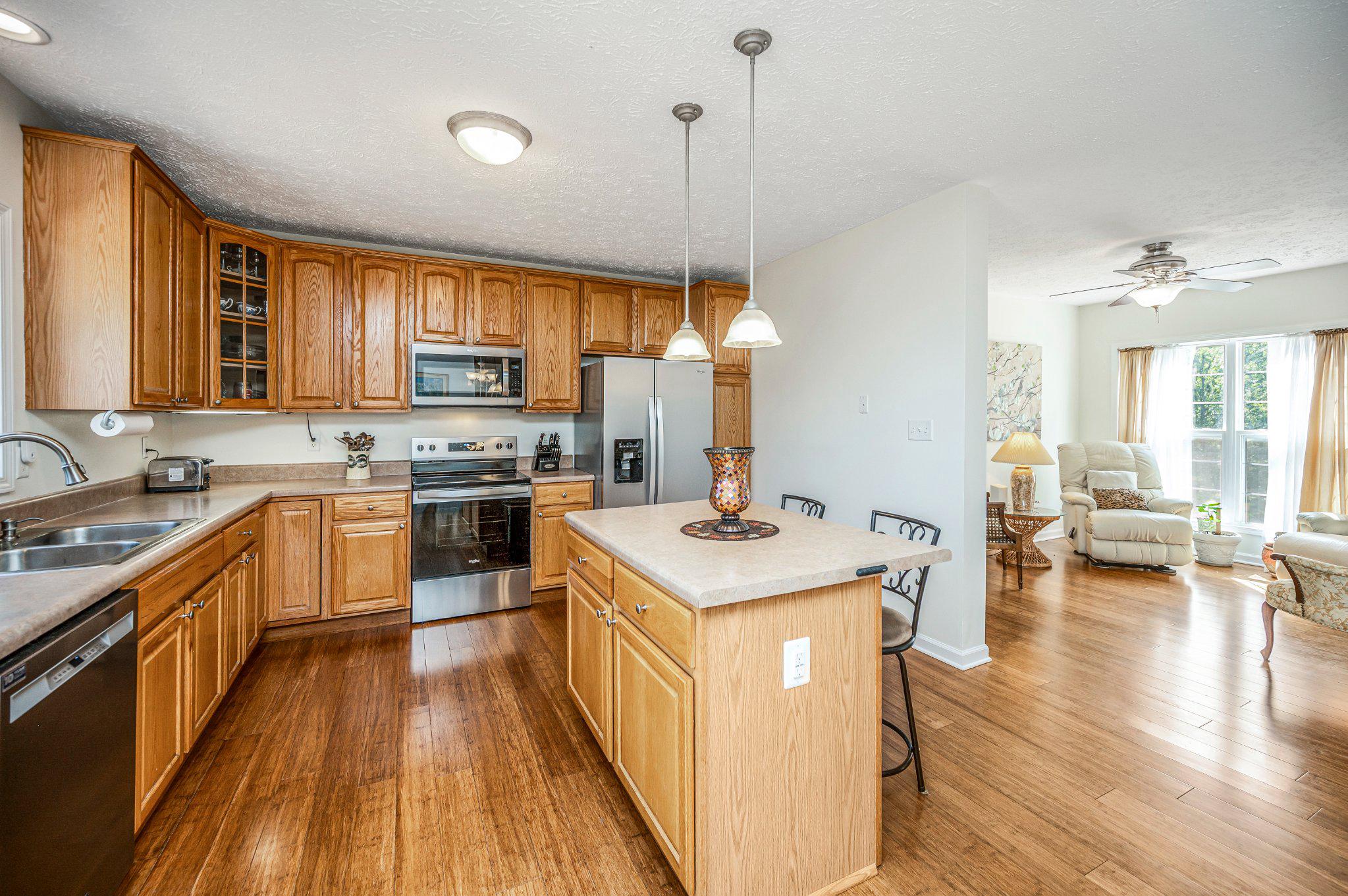 HICKORY CREEK ACRES - Residential