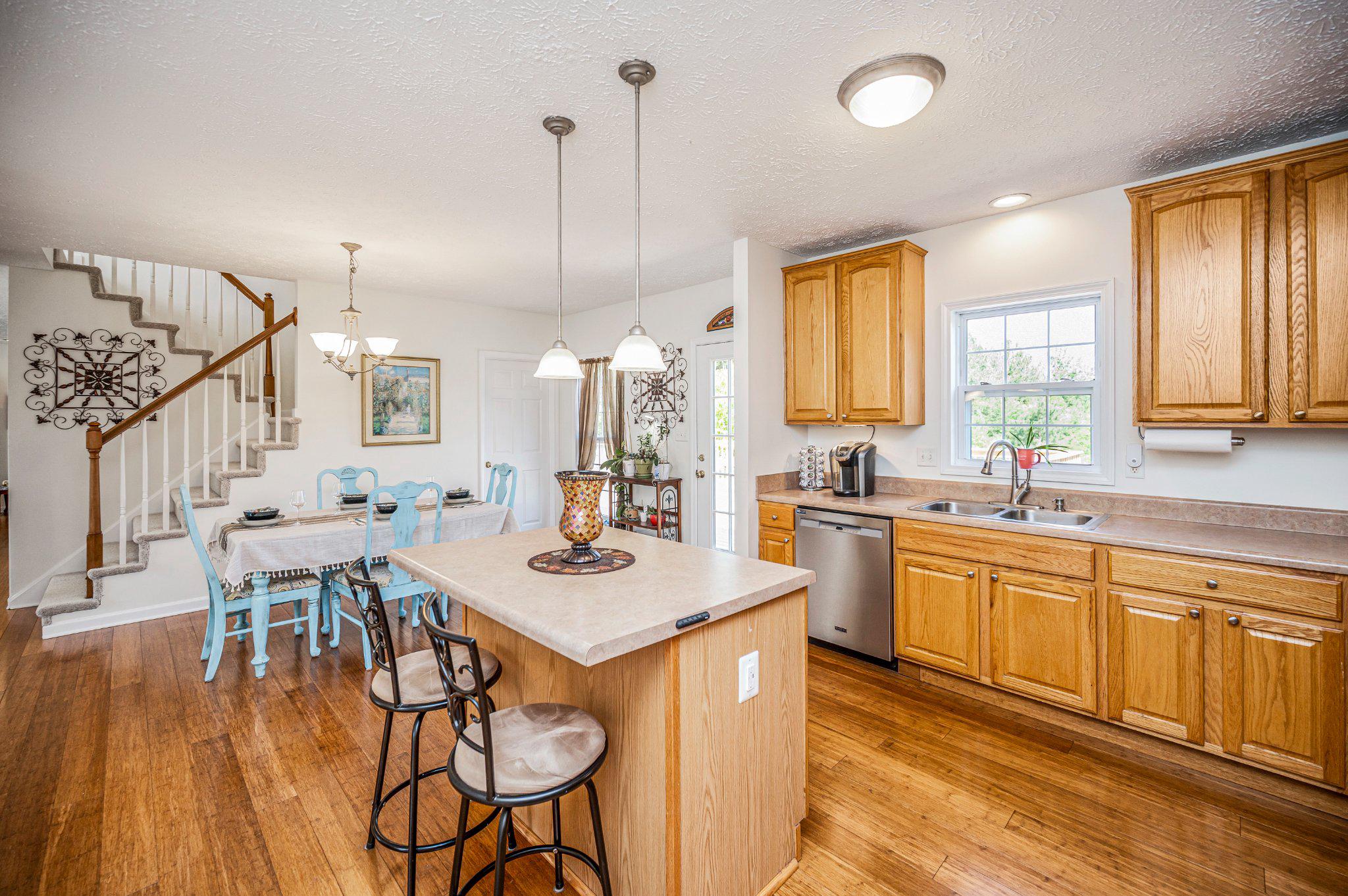 HICKORY CREEK ACRES - Residential