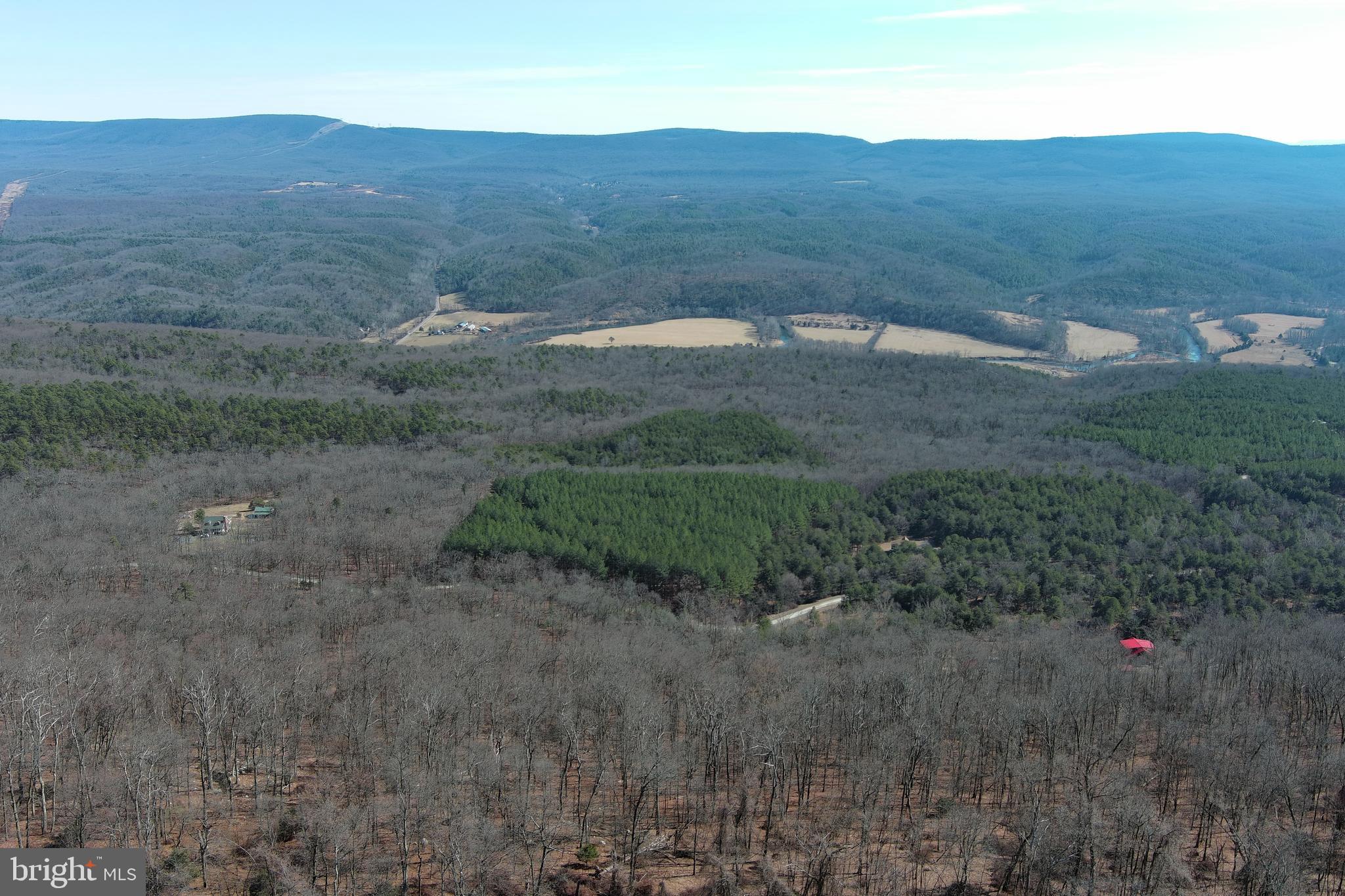 RIVER RIDGE - Land