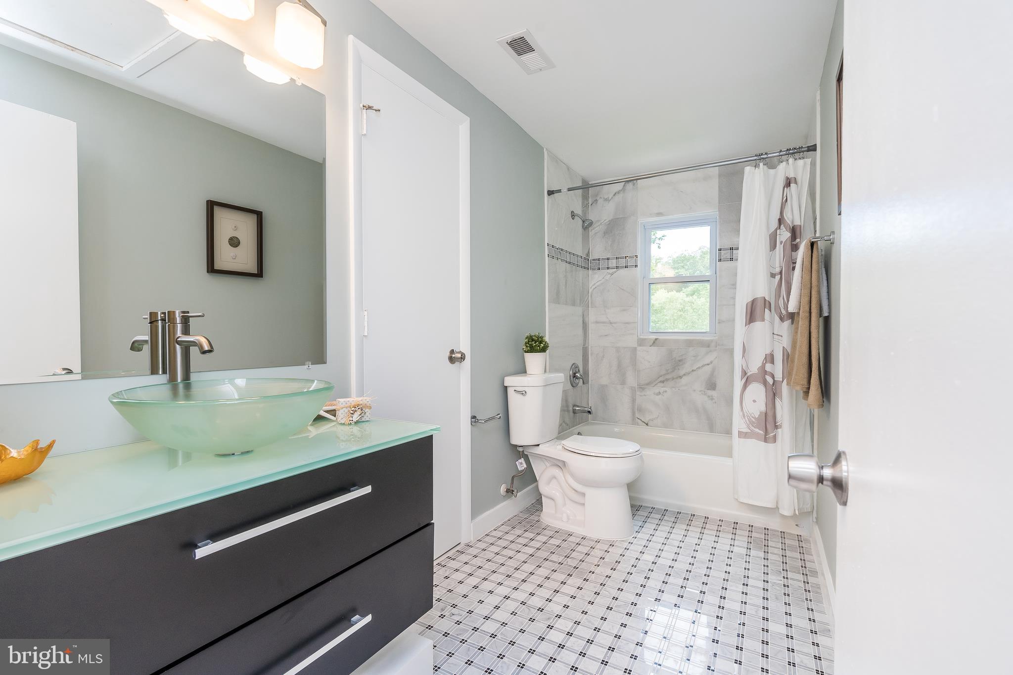 HOMEWOOD - Residential