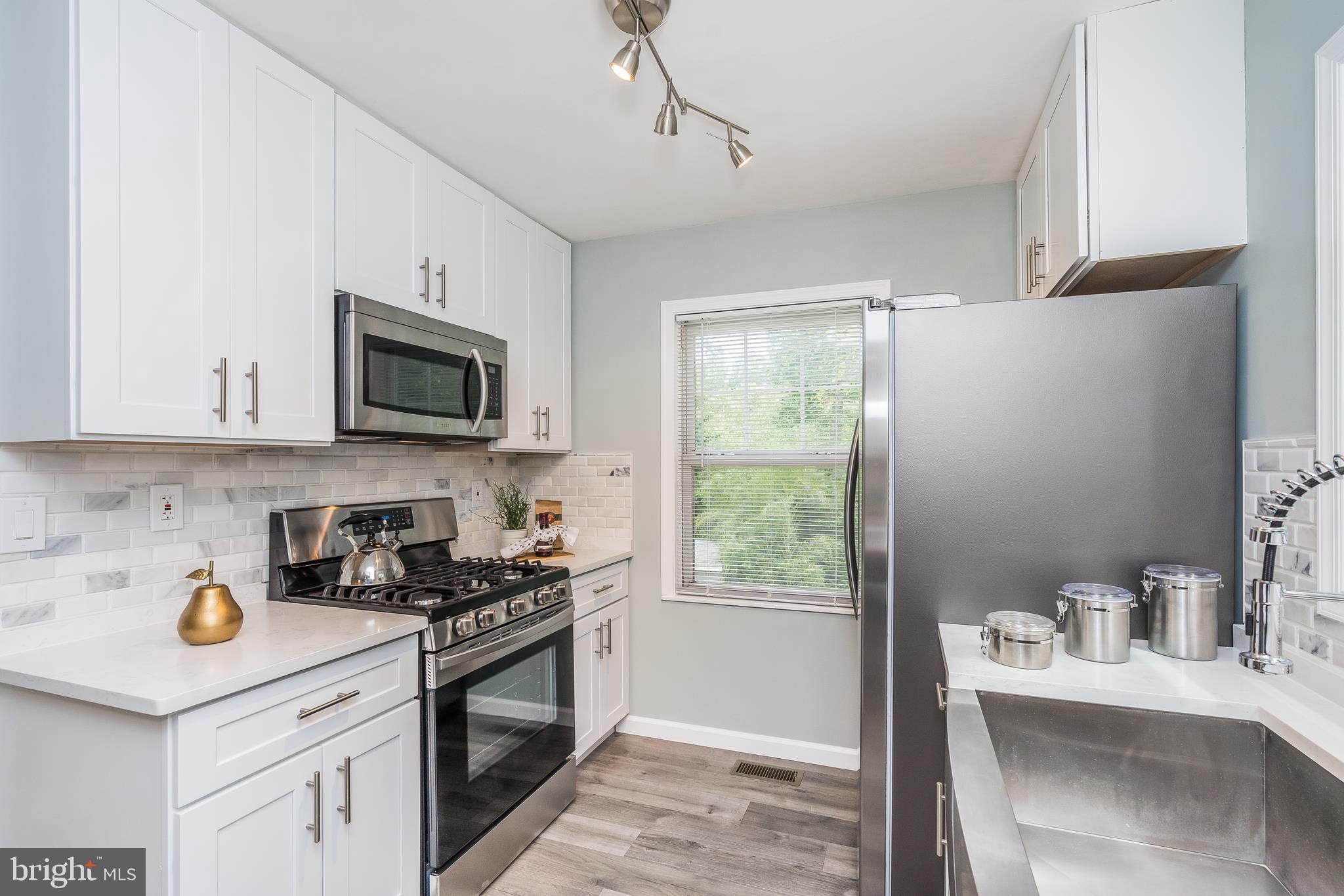 HOMEWOOD - Residential