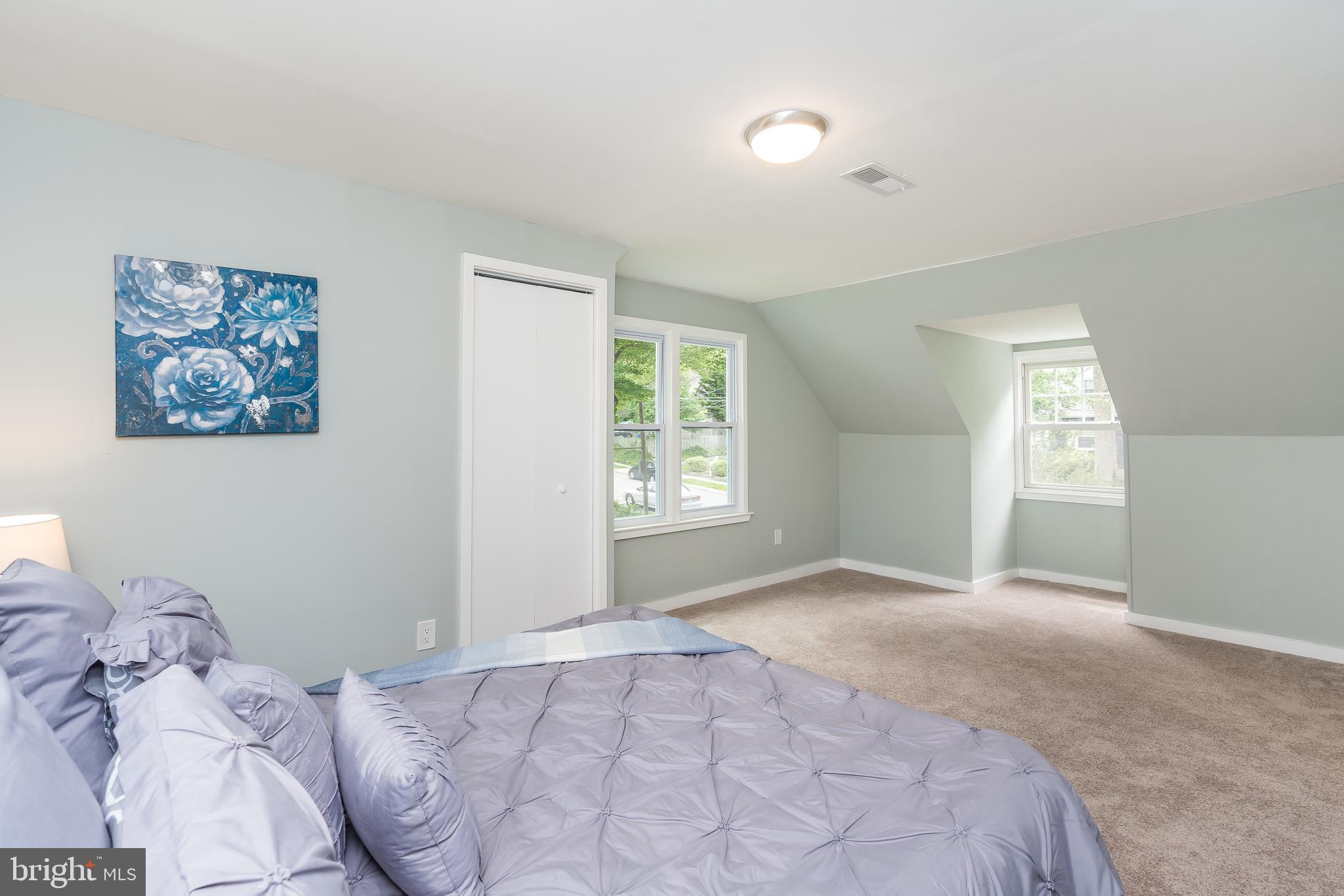 HOMEWOOD - Residential