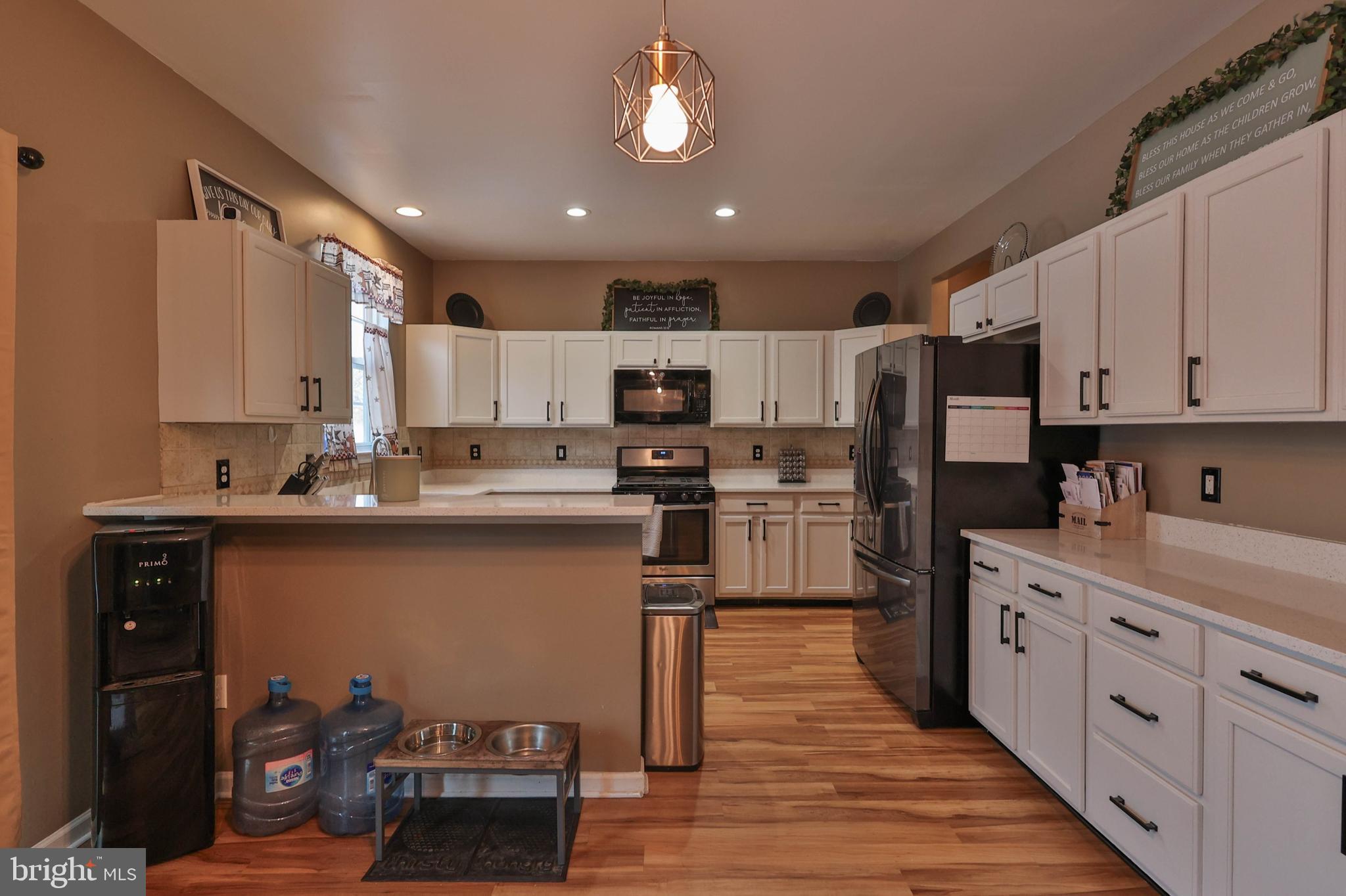 HILLS AT LOCK RIDGE - Residential