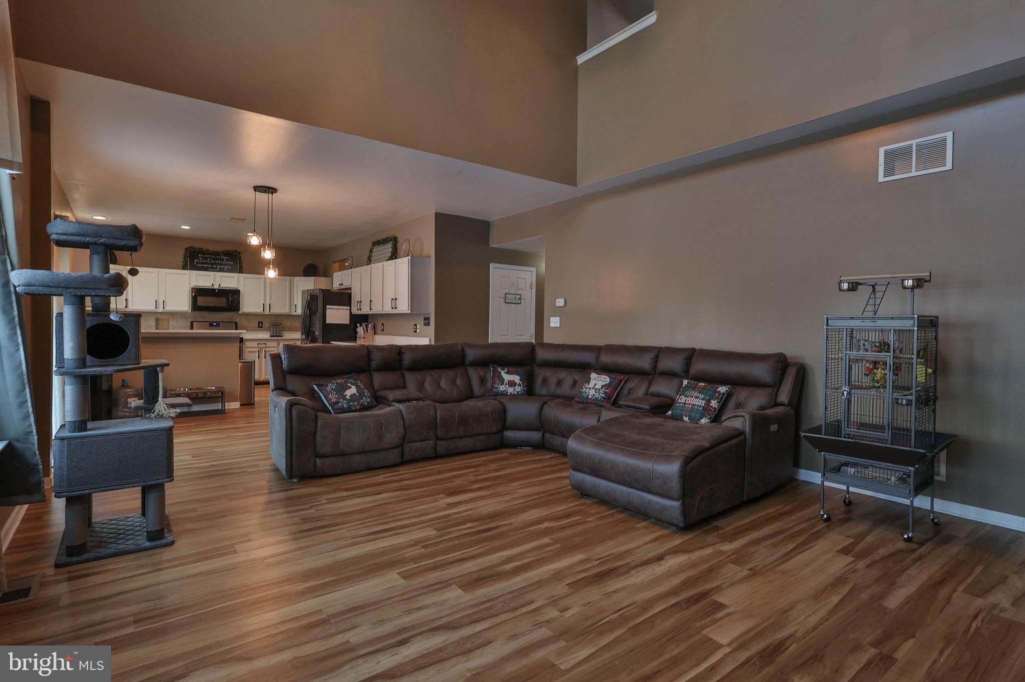 HILLS AT LOCK RIDGE - Residential