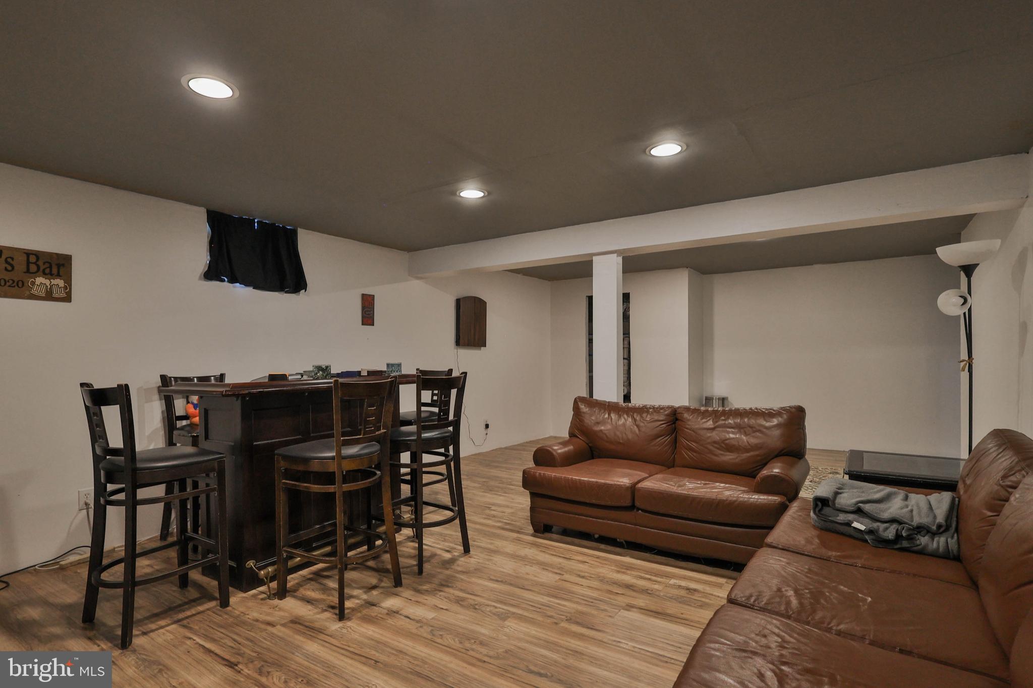 HILLS AT LOCK RIDGE - Residential