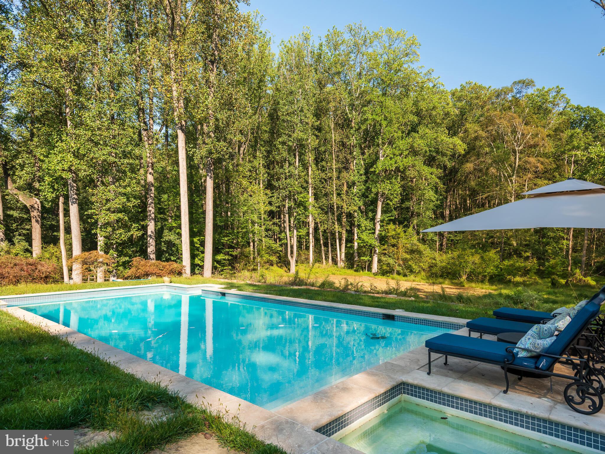 PINE CREEK - Residential
