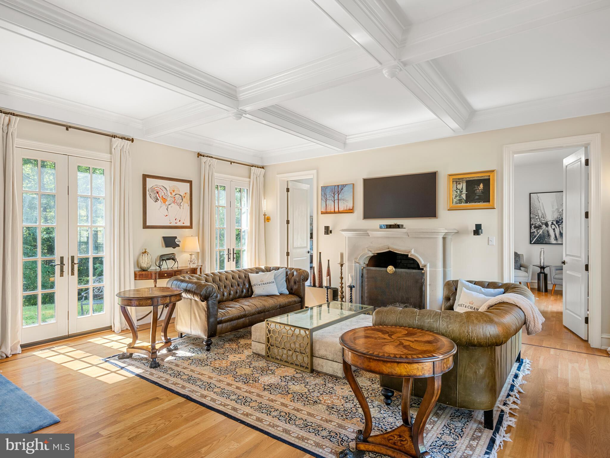 PINE CREEK - Residential