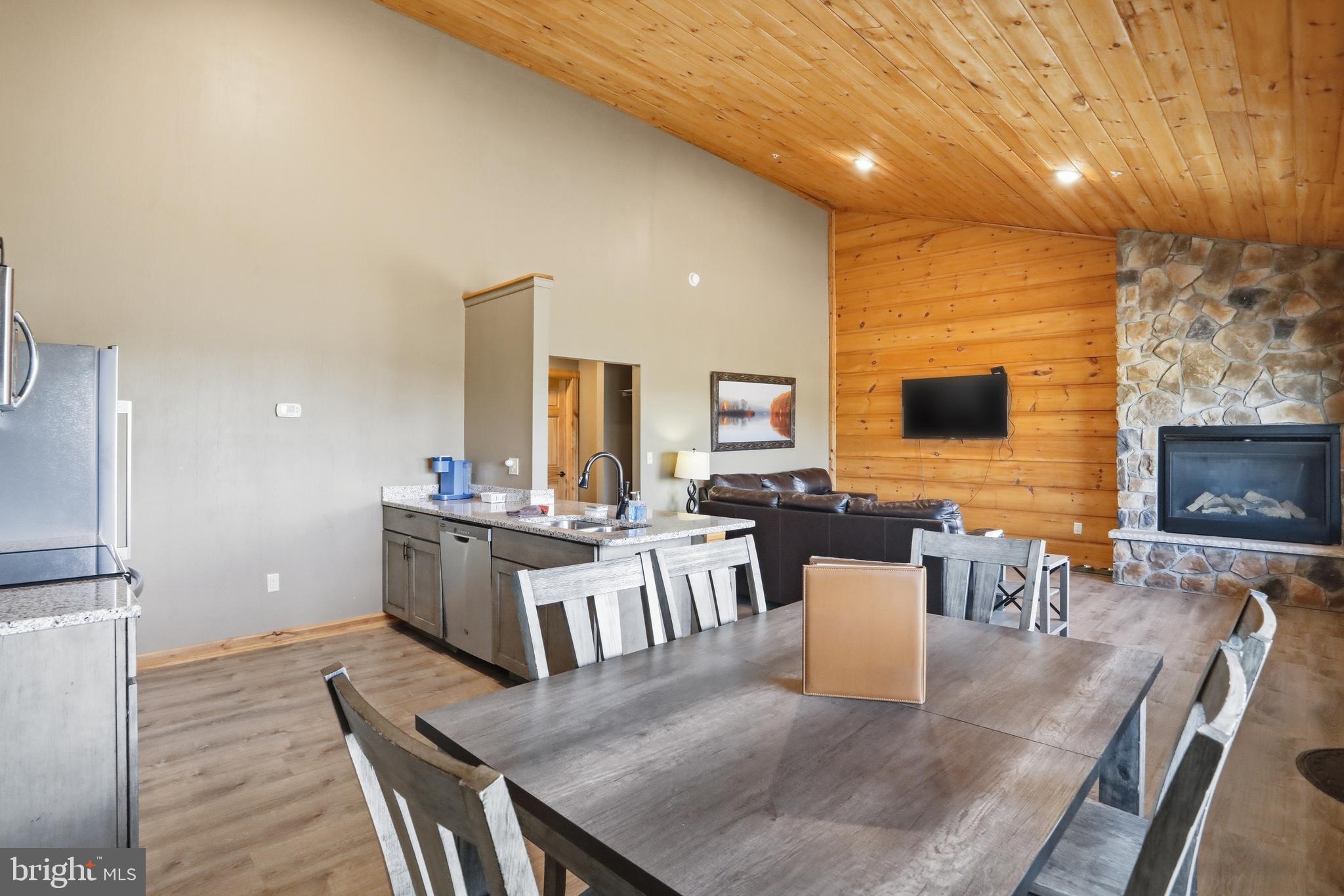 THE LODGES AT SUNSET VILLAGE - Residential