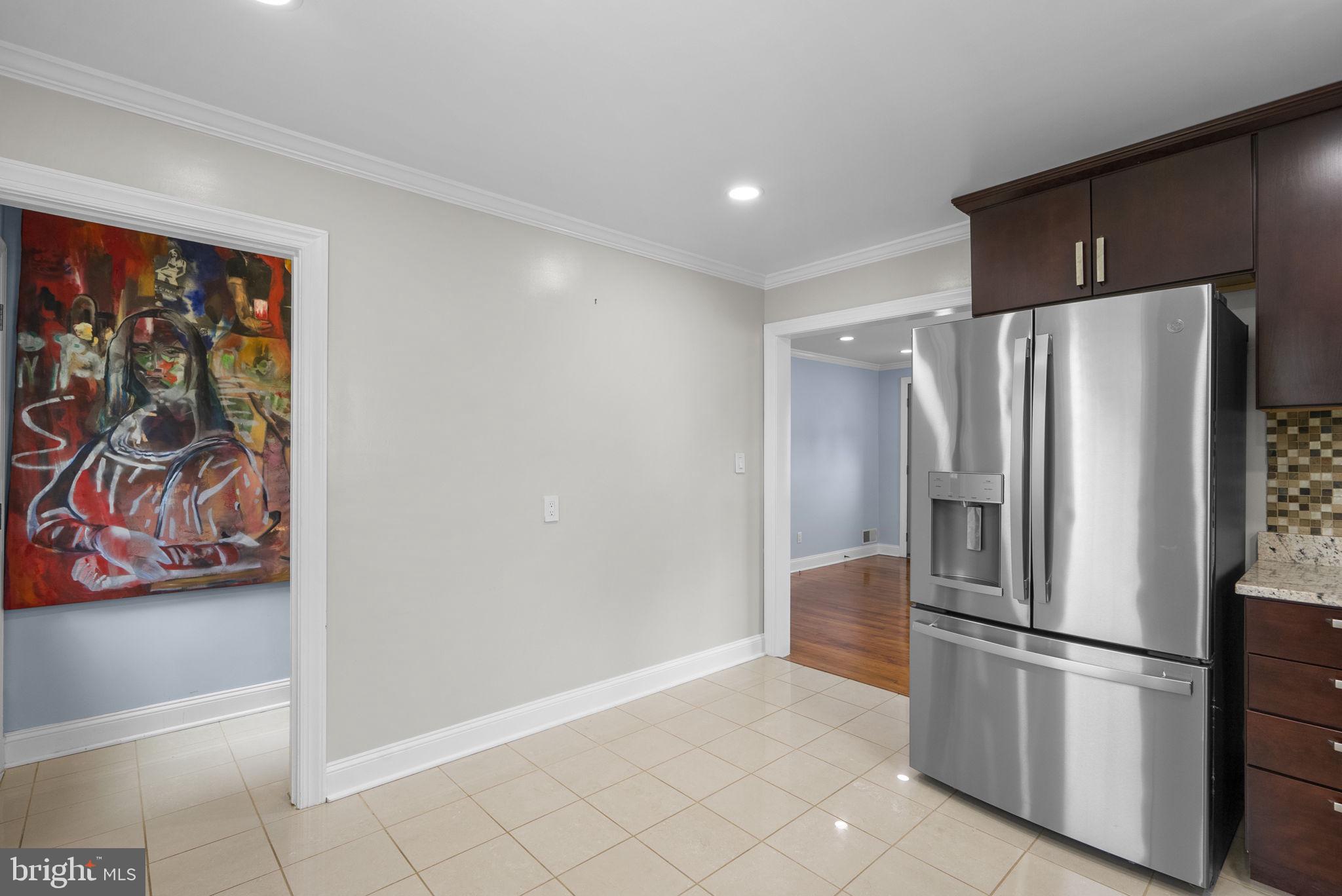 WHEATON HILLS - Residential