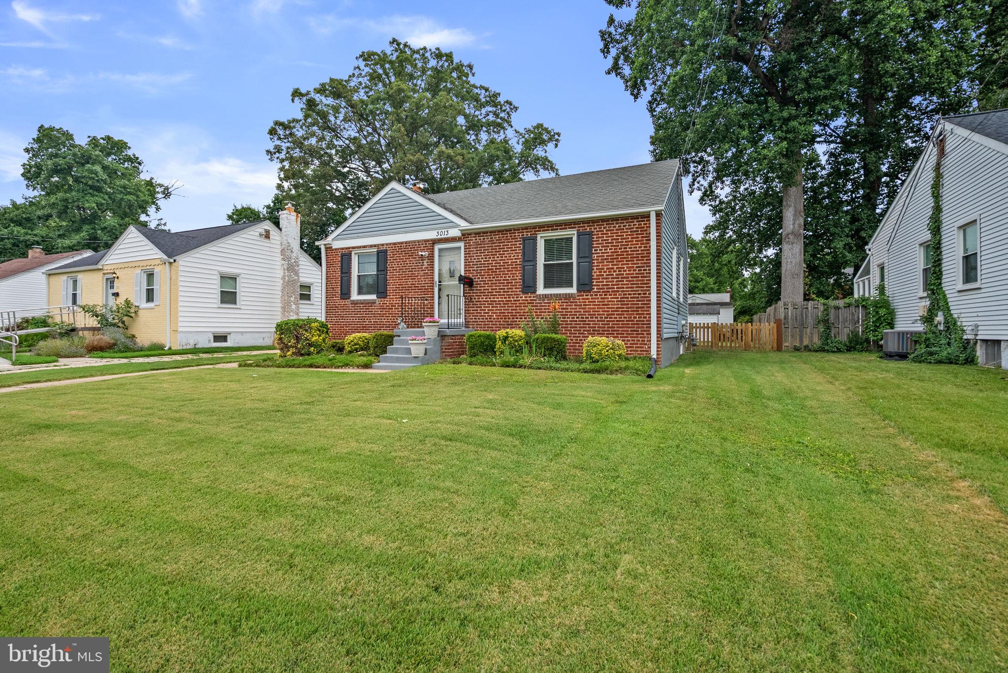 WHEATON HILLS - Residential