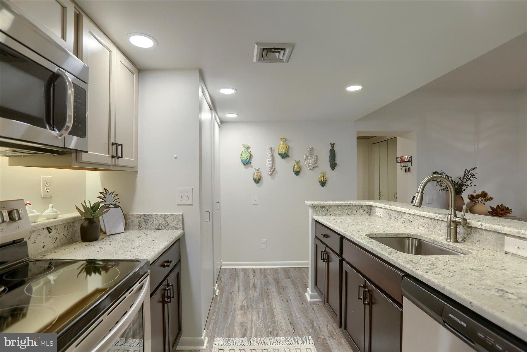 SCHOOLHOUSE CONDOS - Residential