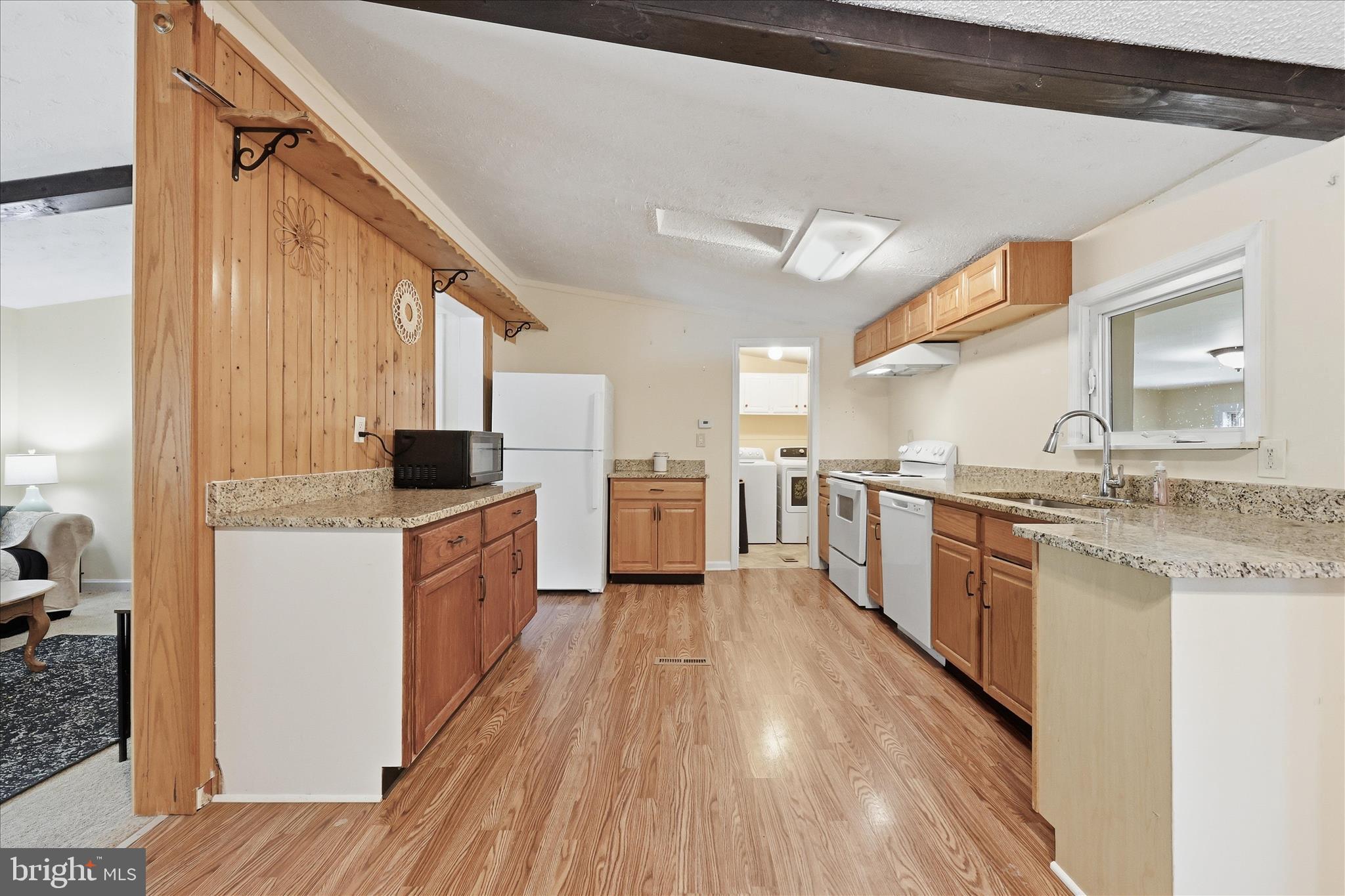HIGHLAND MANOR - Residential