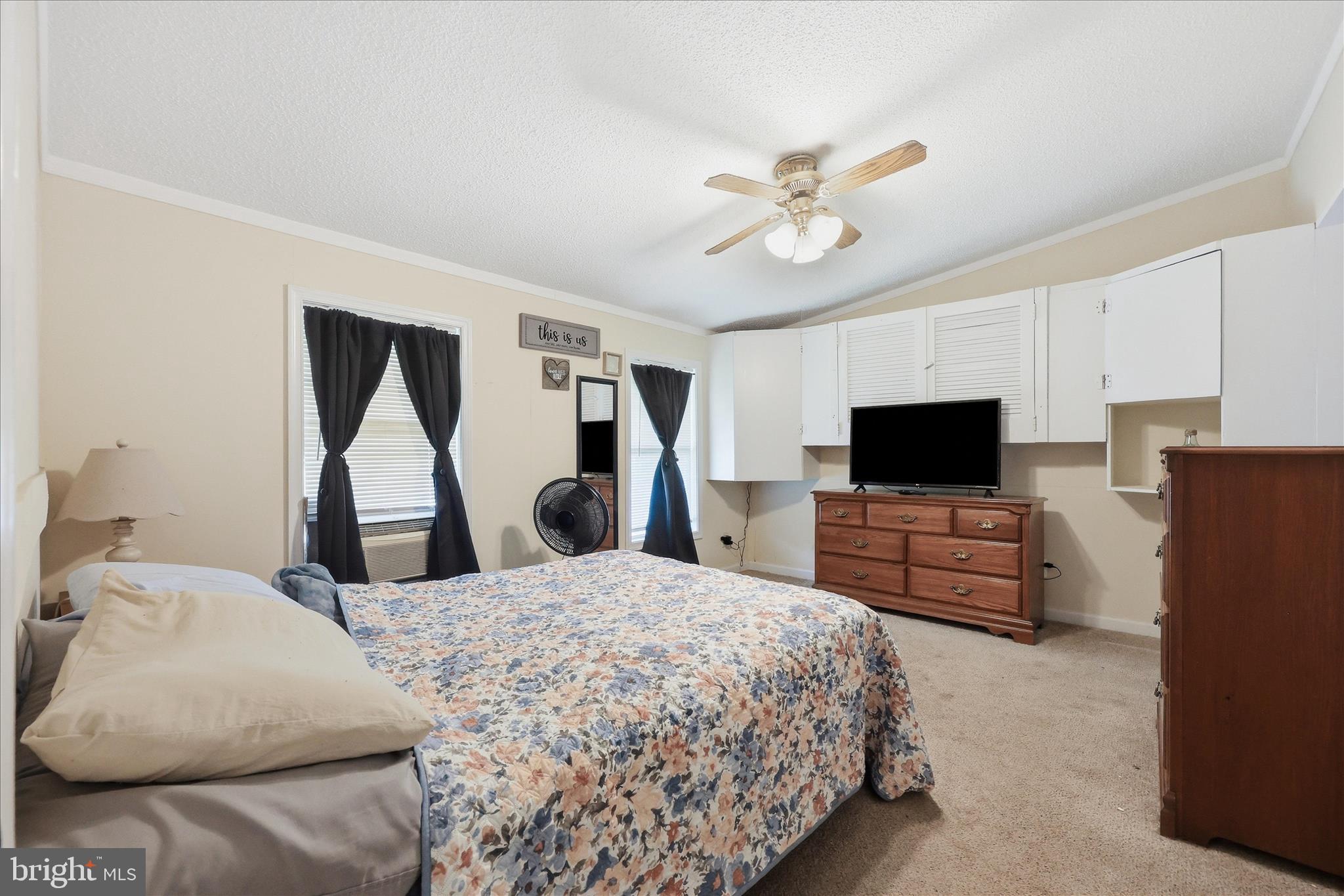 HIGHLAND MANOR - Residential