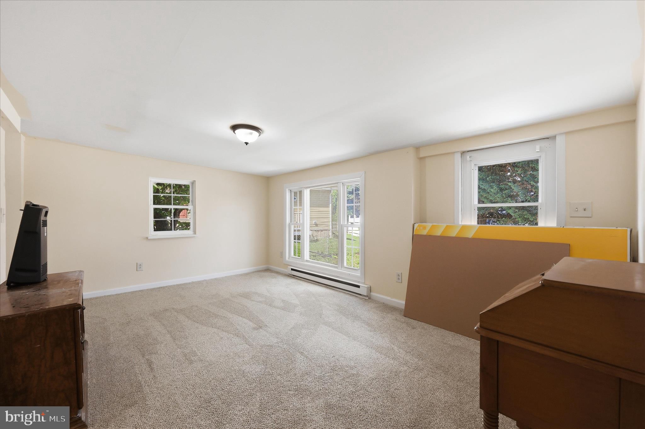 HIGHLAND MANOR - Residential