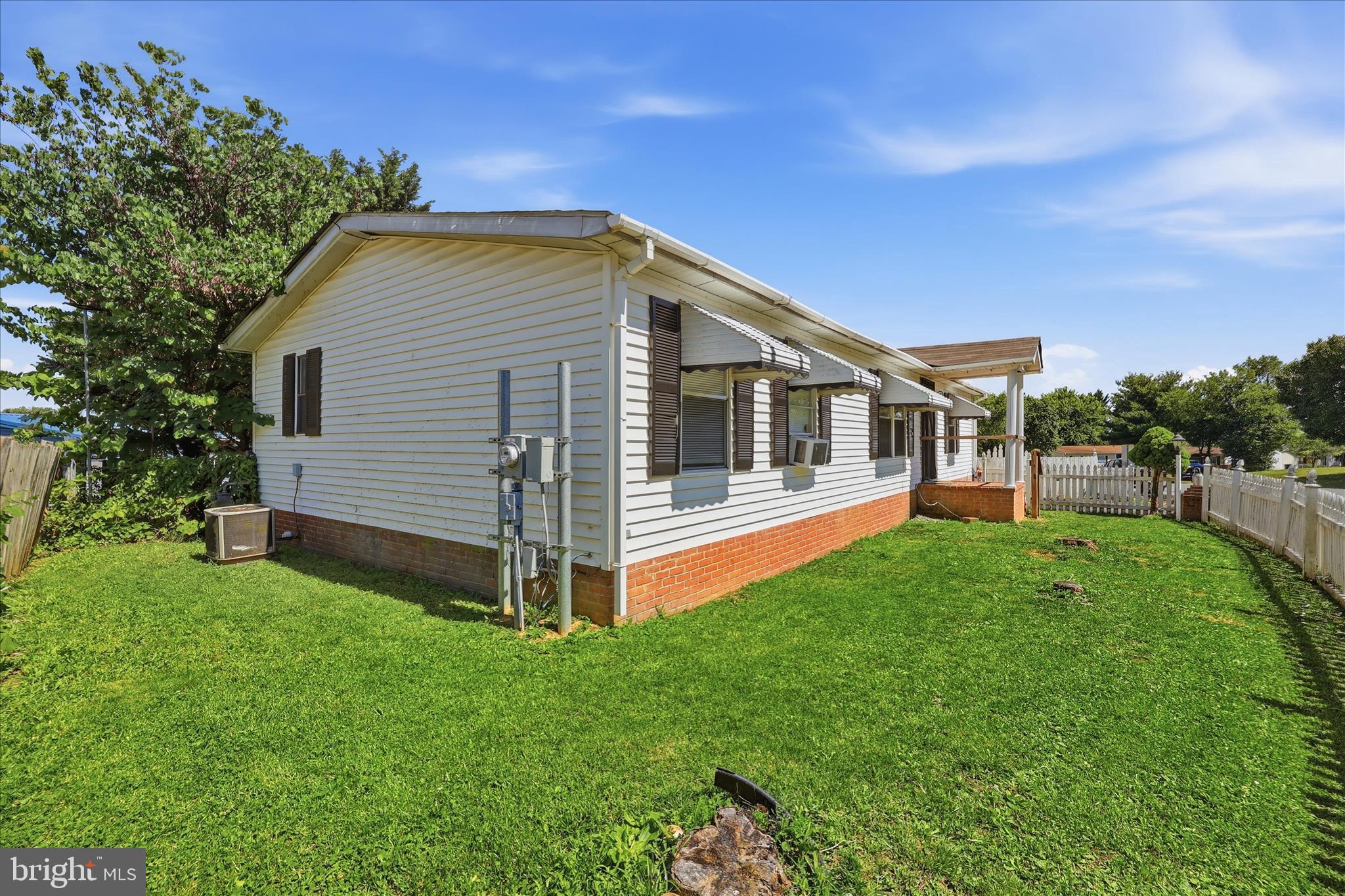 HIGHLAND MANOR - Residential