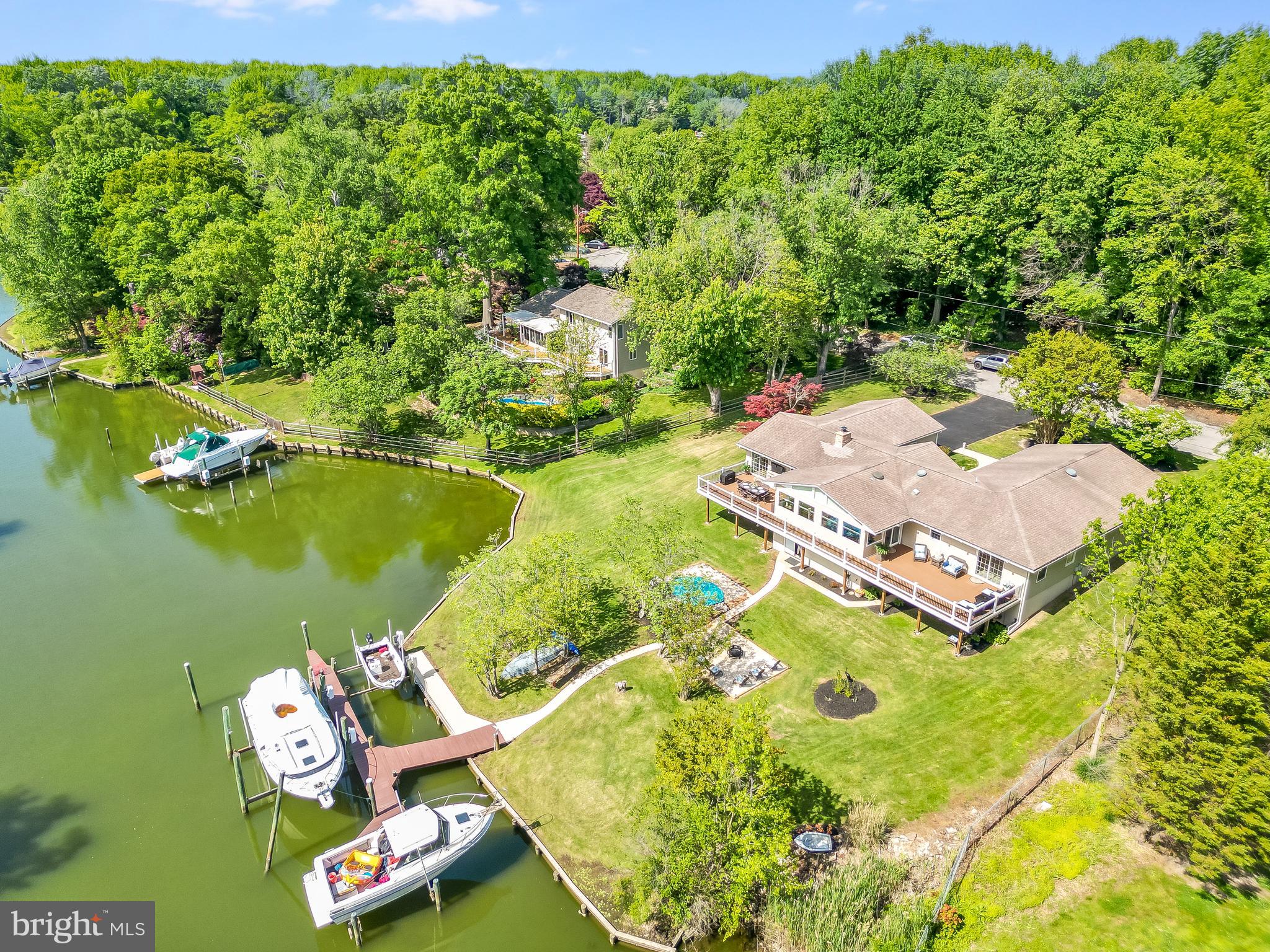 GREEN GABLES - Residential