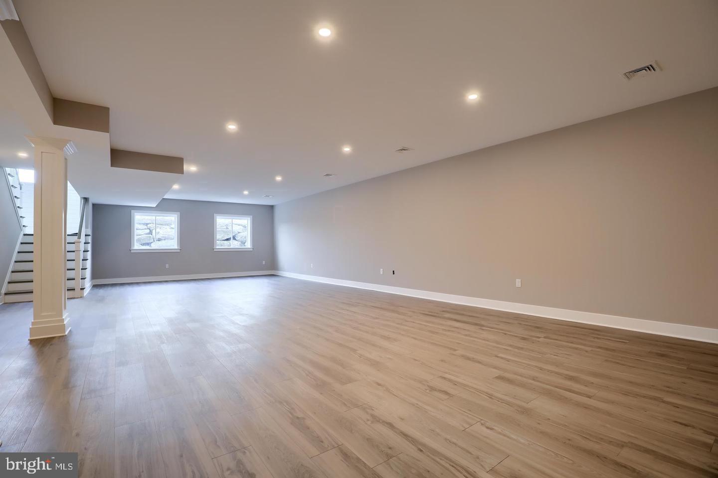 HAYDN MANOR - Residential