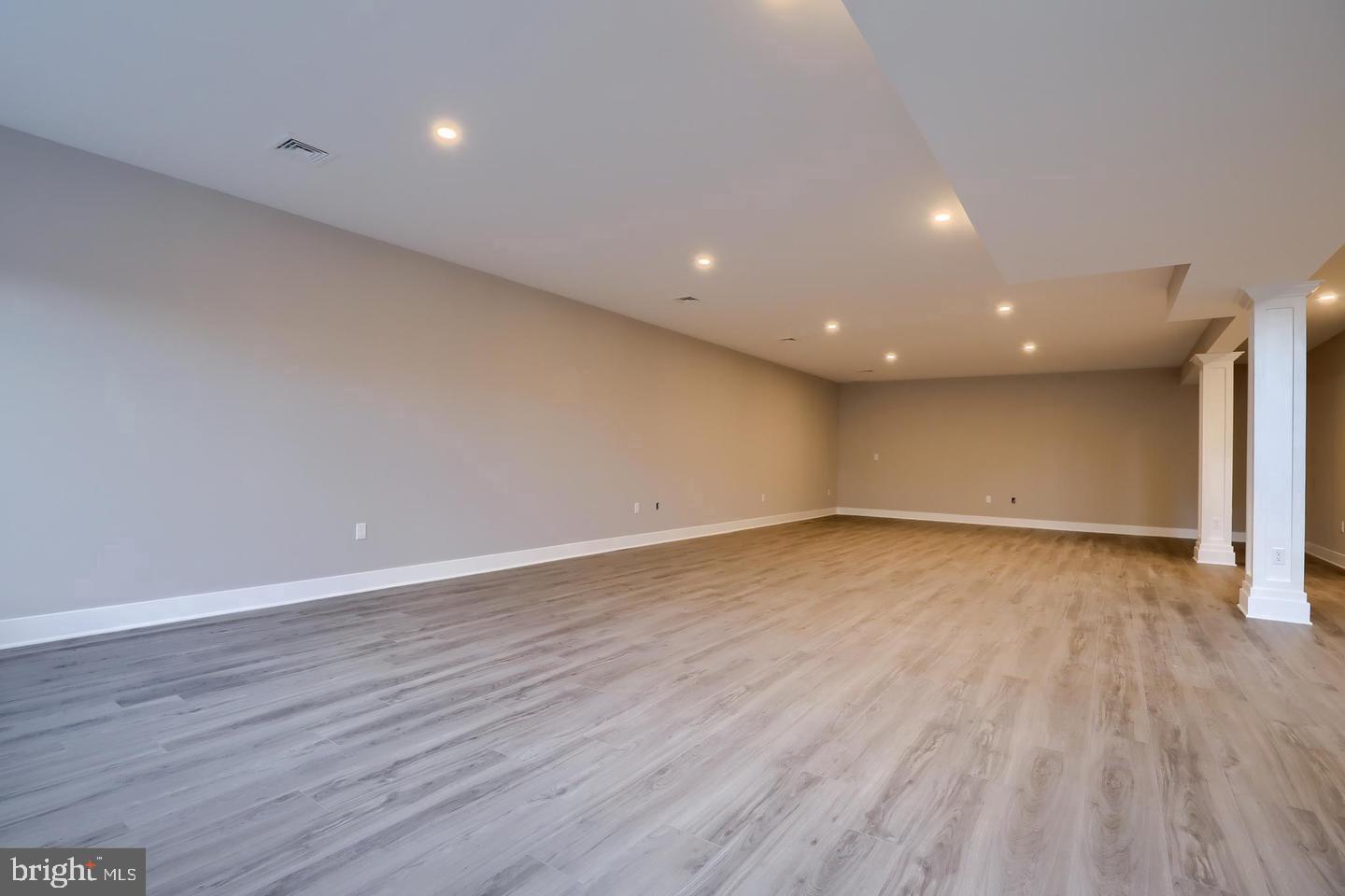 HAYDN MANOR - Residential
