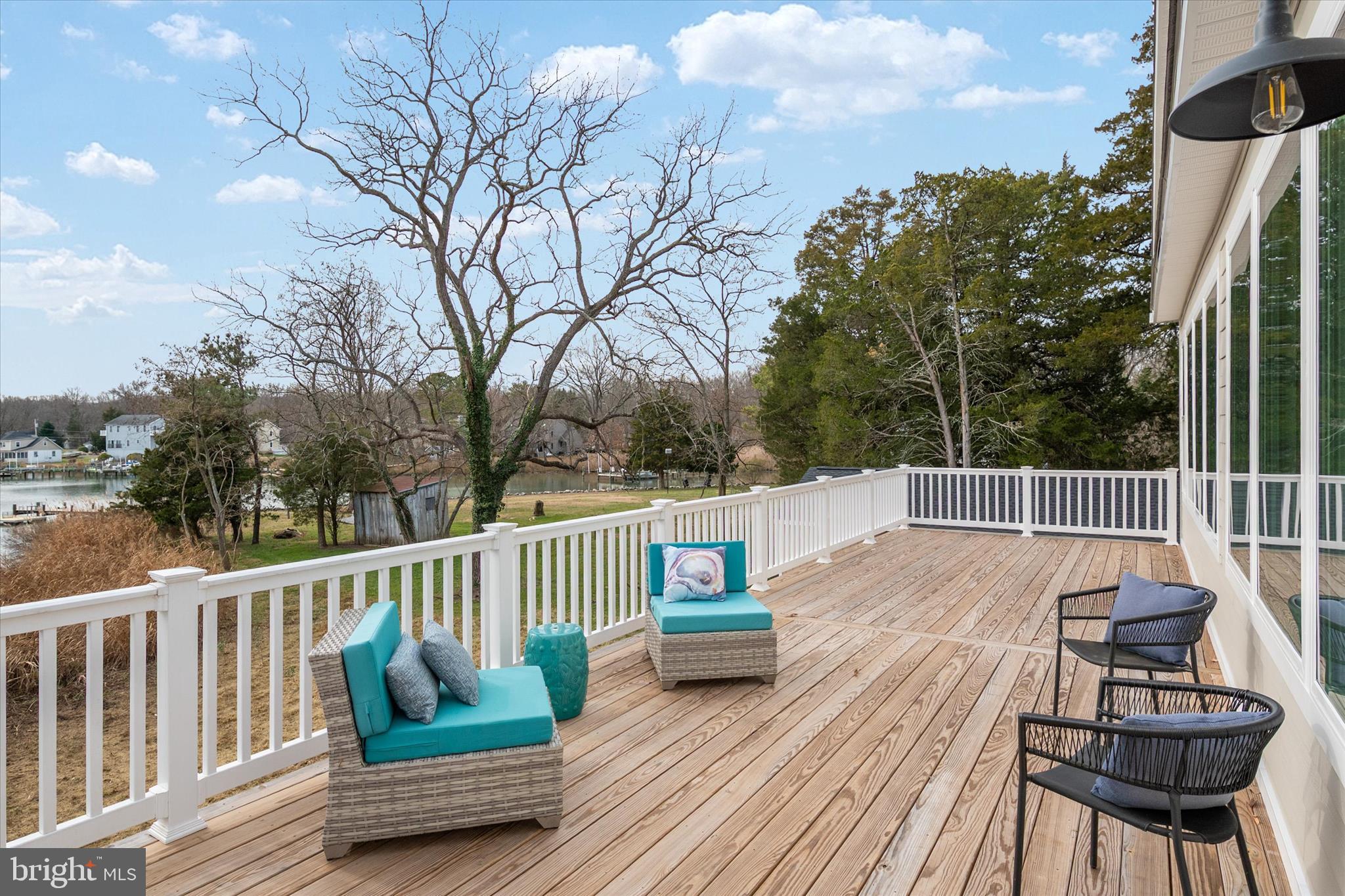 DEALE - Residential