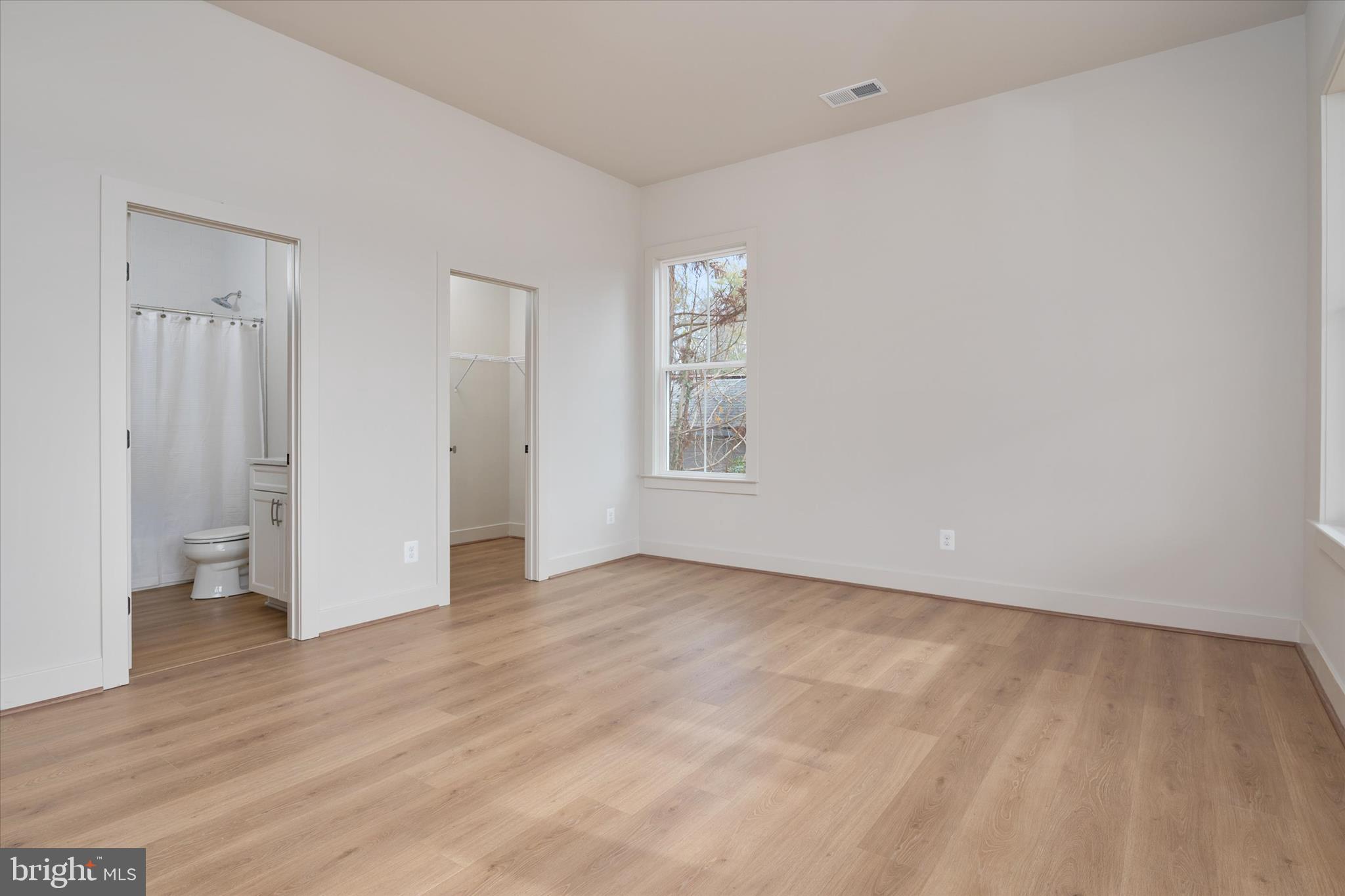 DEALE - Residential
