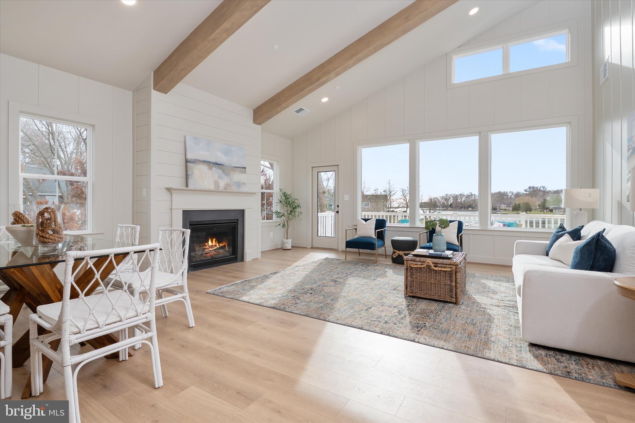 DEALE - Residential