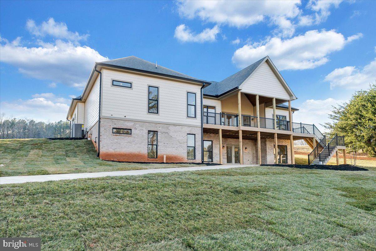 COMPASS COVE - Residential