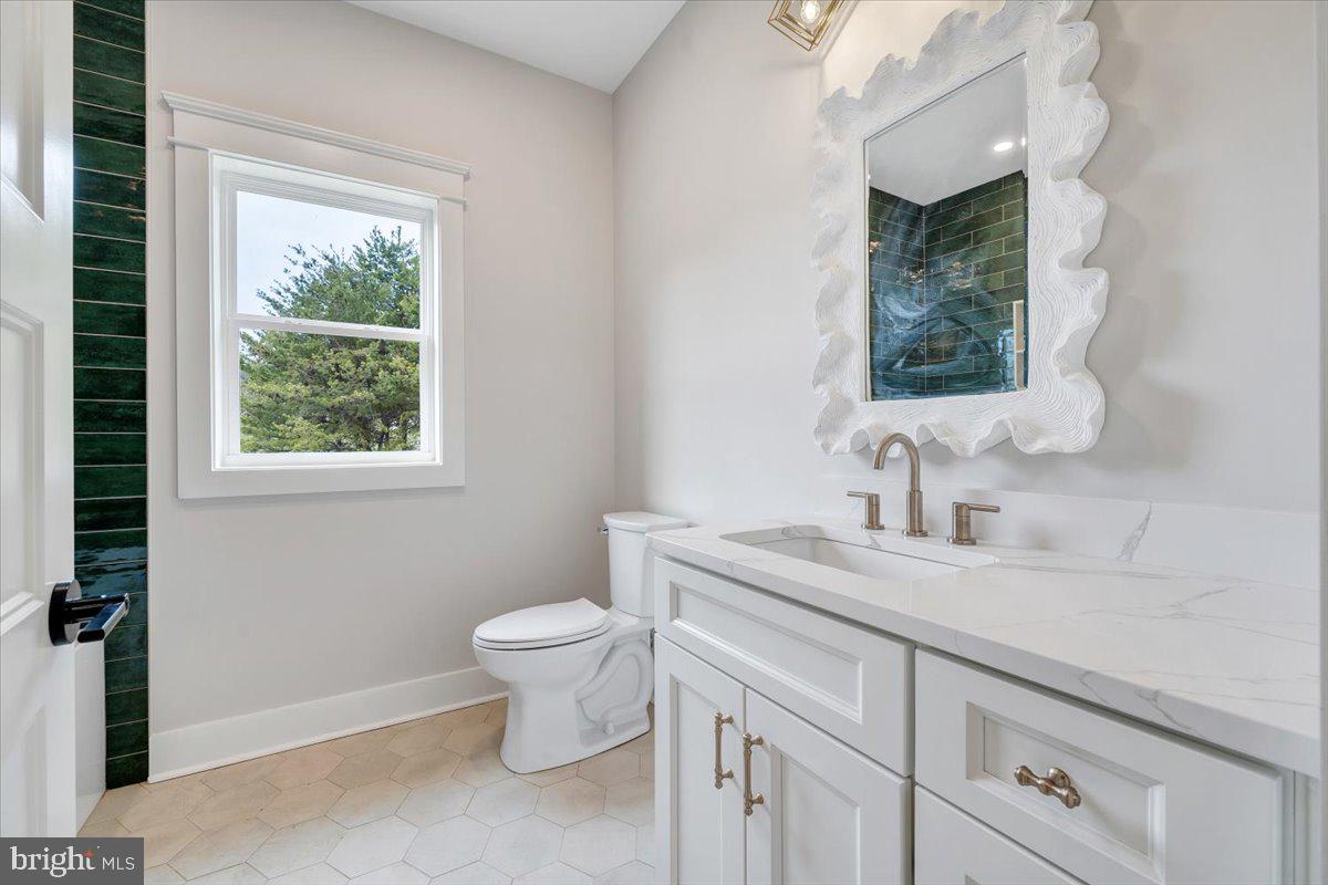 COMPASS COVE - Residential