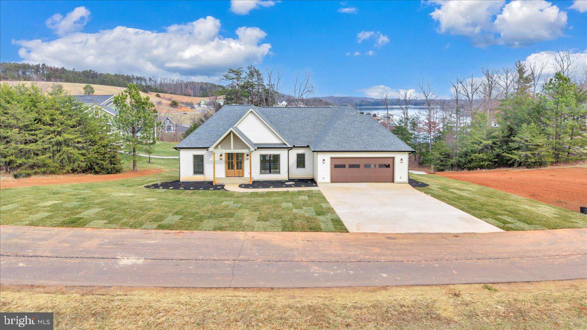COMPASS COVE - Residential