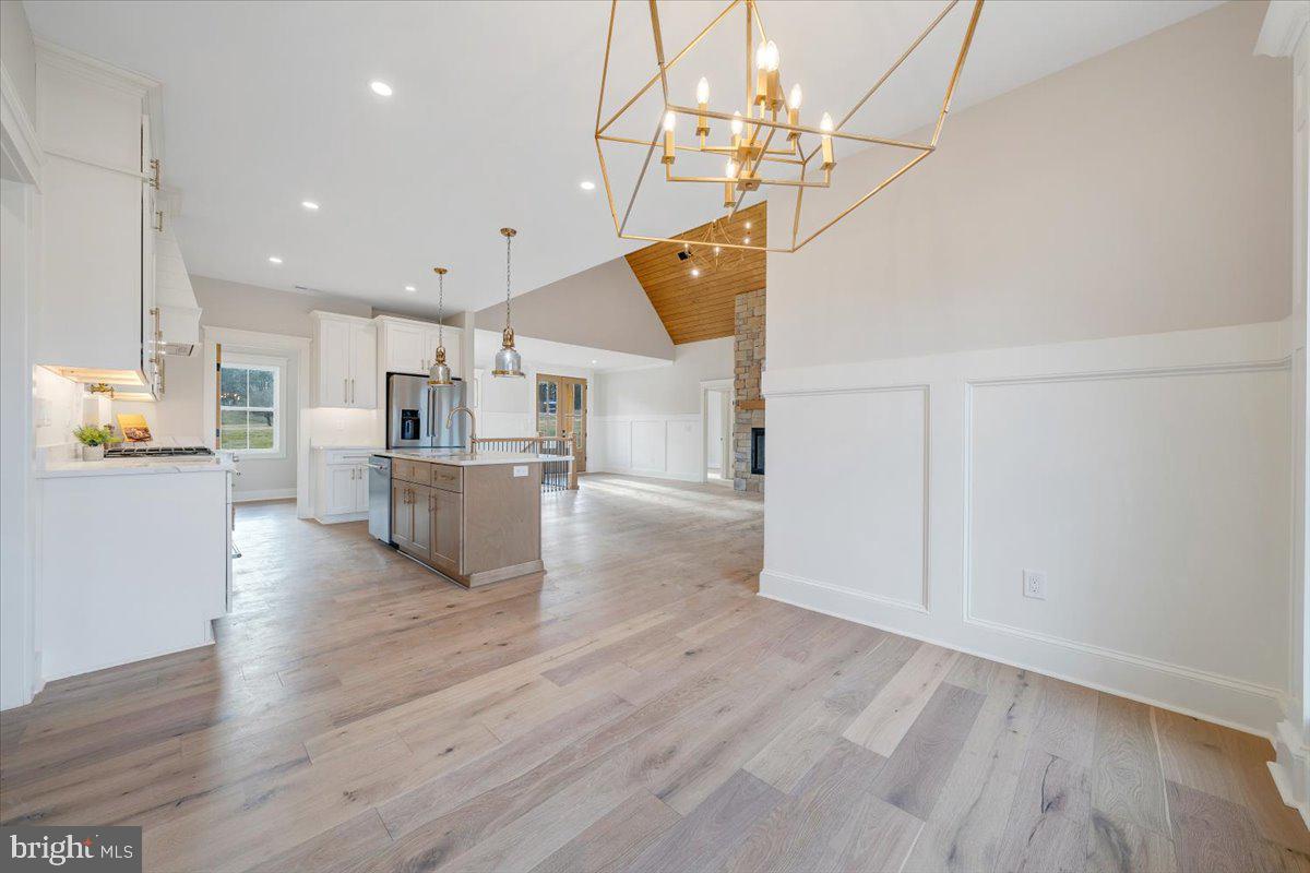 COMPASS COVE - Residential