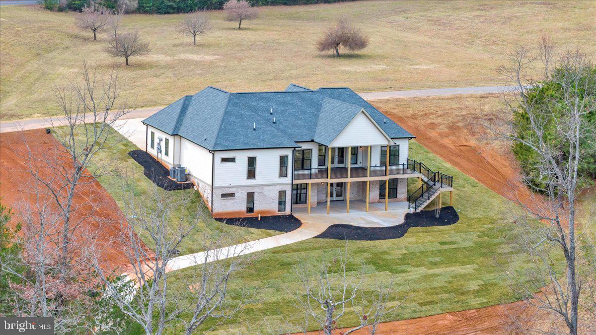 COMPASS COVE - Residential