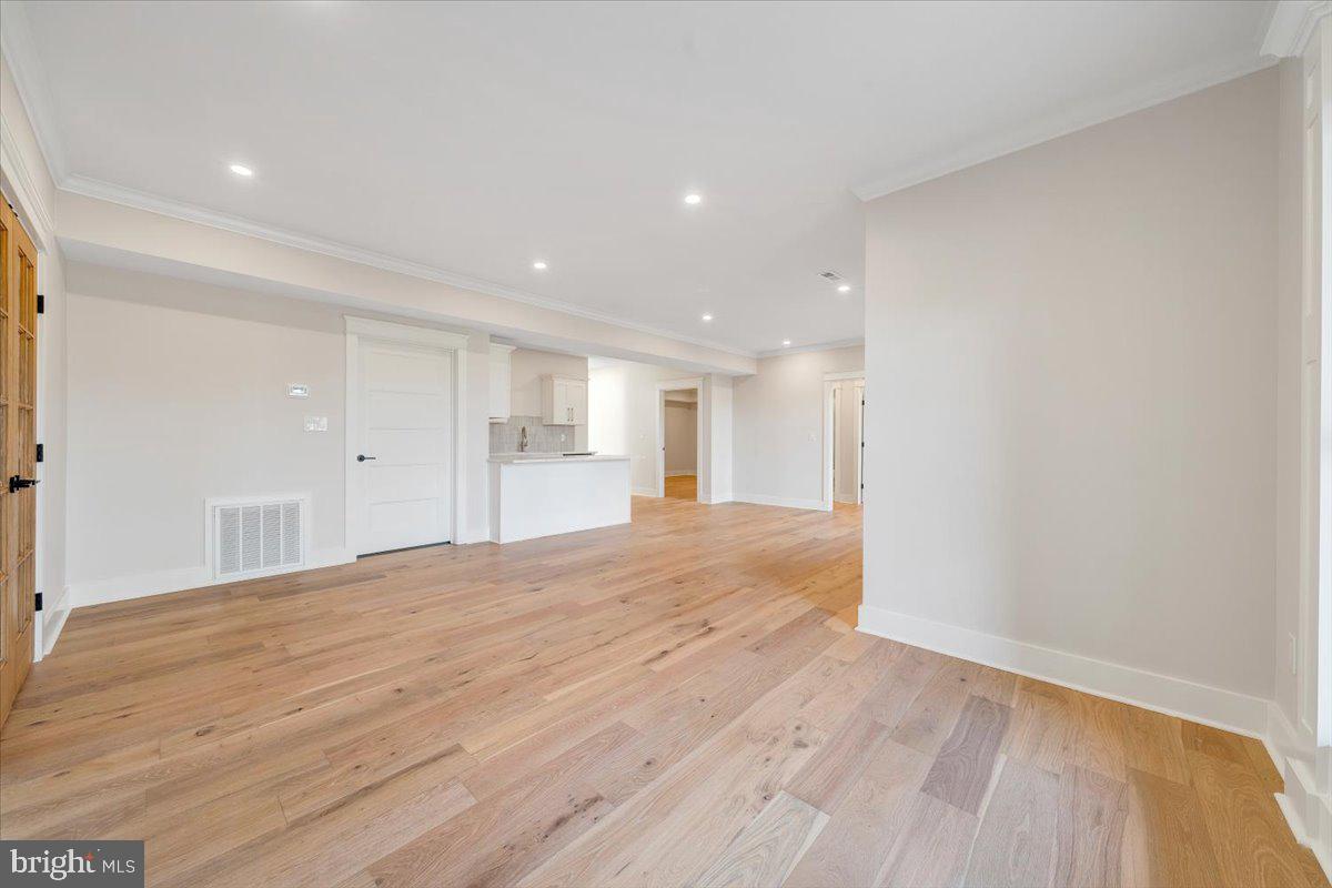 COMPASS COVE - Residential