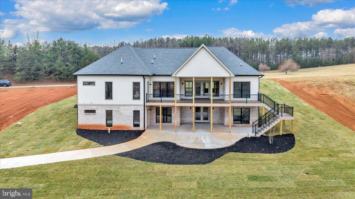 COMPASS COVE - Residential