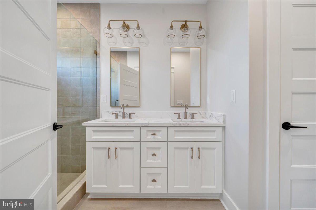COMPASS COVE - Residential