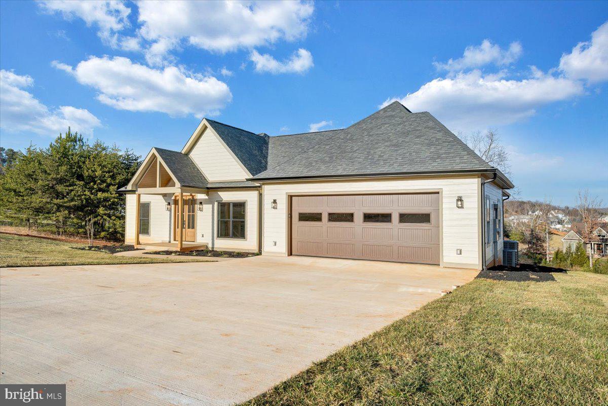 COMPASS COVE - Residential