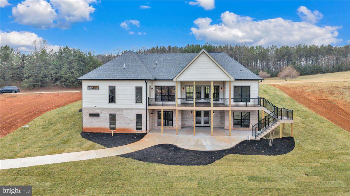 COMPASS COVE - Residential