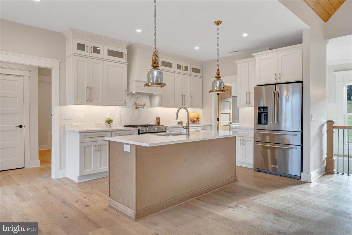 COMPASS COVE - Residential