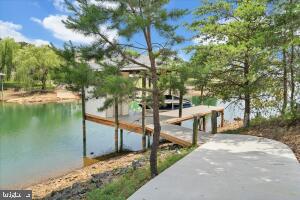 COMPASS COVE - Residential