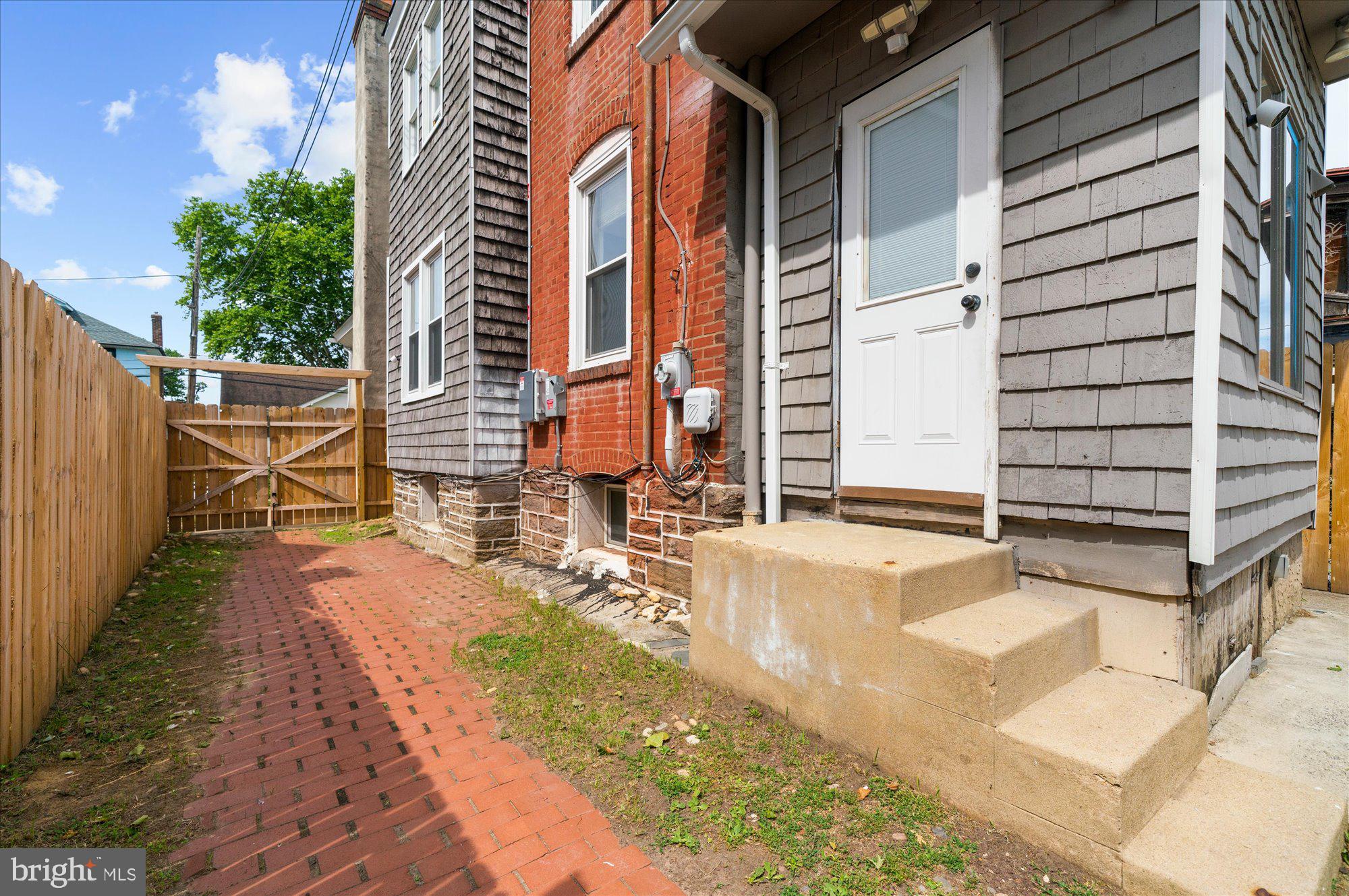 RHAWNHURST - Residential
