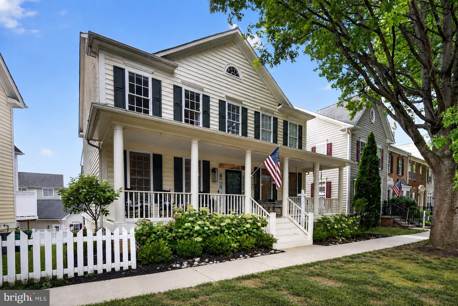 LAKELANDS - Residential