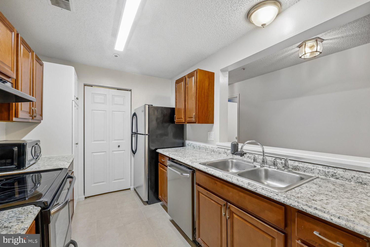 CHURCHILL VIEW - Residential