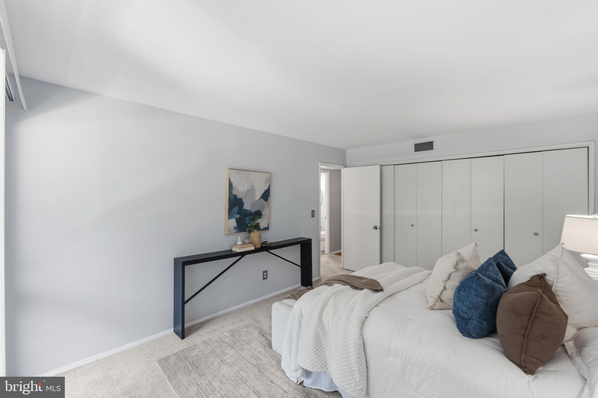 SPRING LAKE GARDEN CONDOMINIUM - Residential