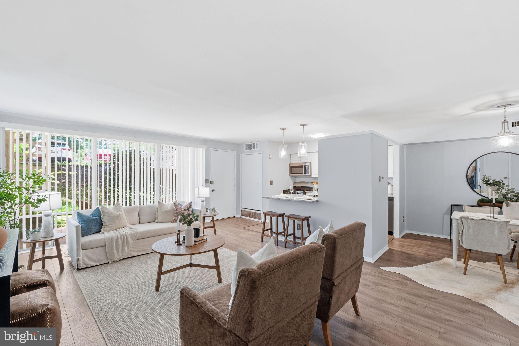 SPRING LAKE GARDEN CONDOMINIUM - Residential