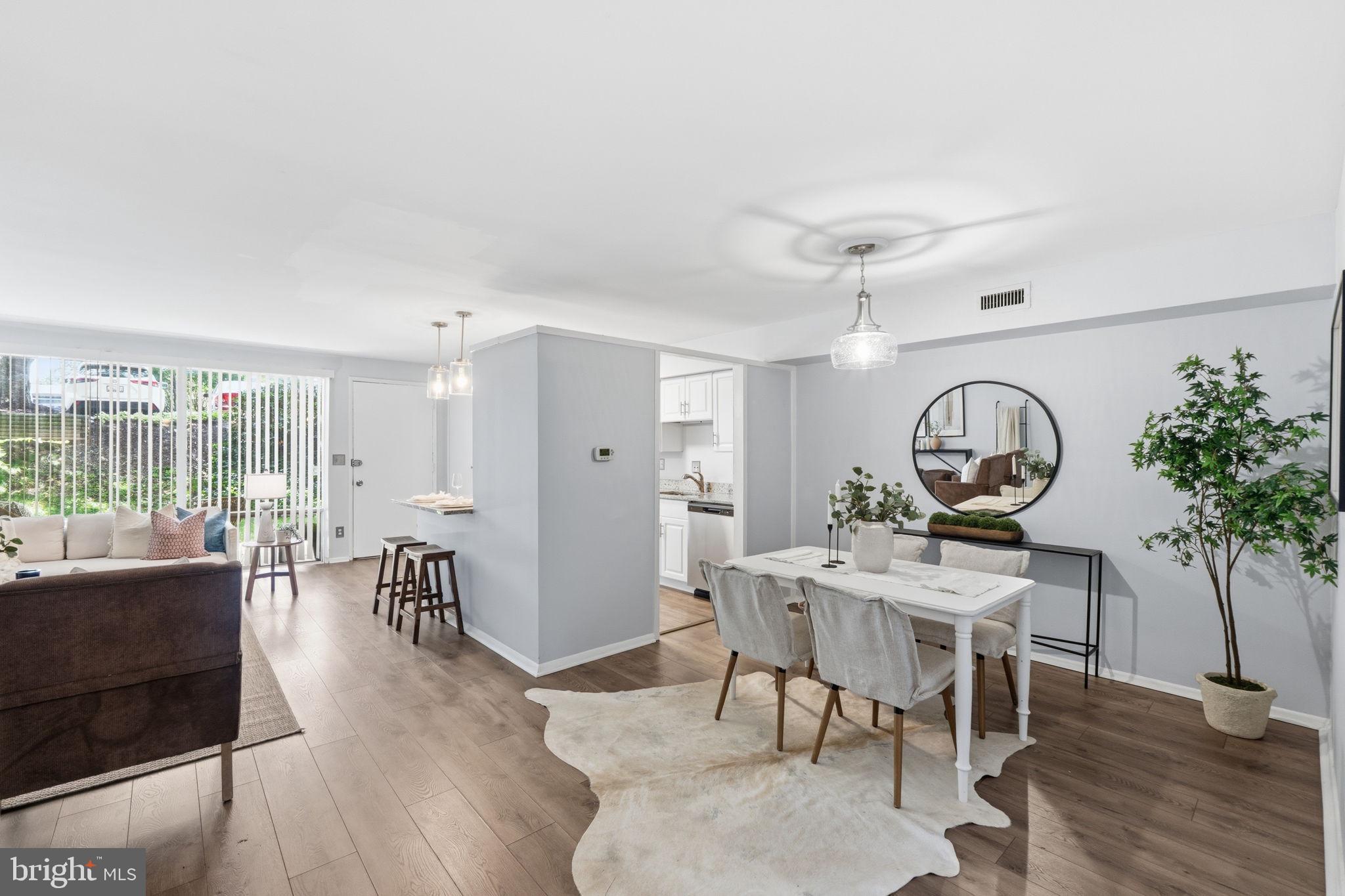 SPRING LAKE GARDEN CONDOMINIUM - Residential