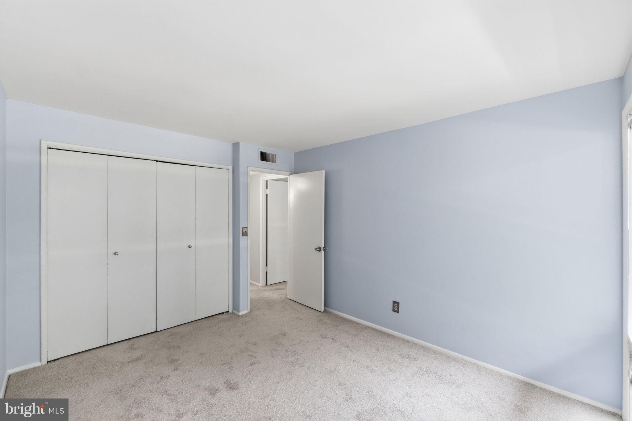SPRING LAKE GARDEN CONDOMINIUM - Residential