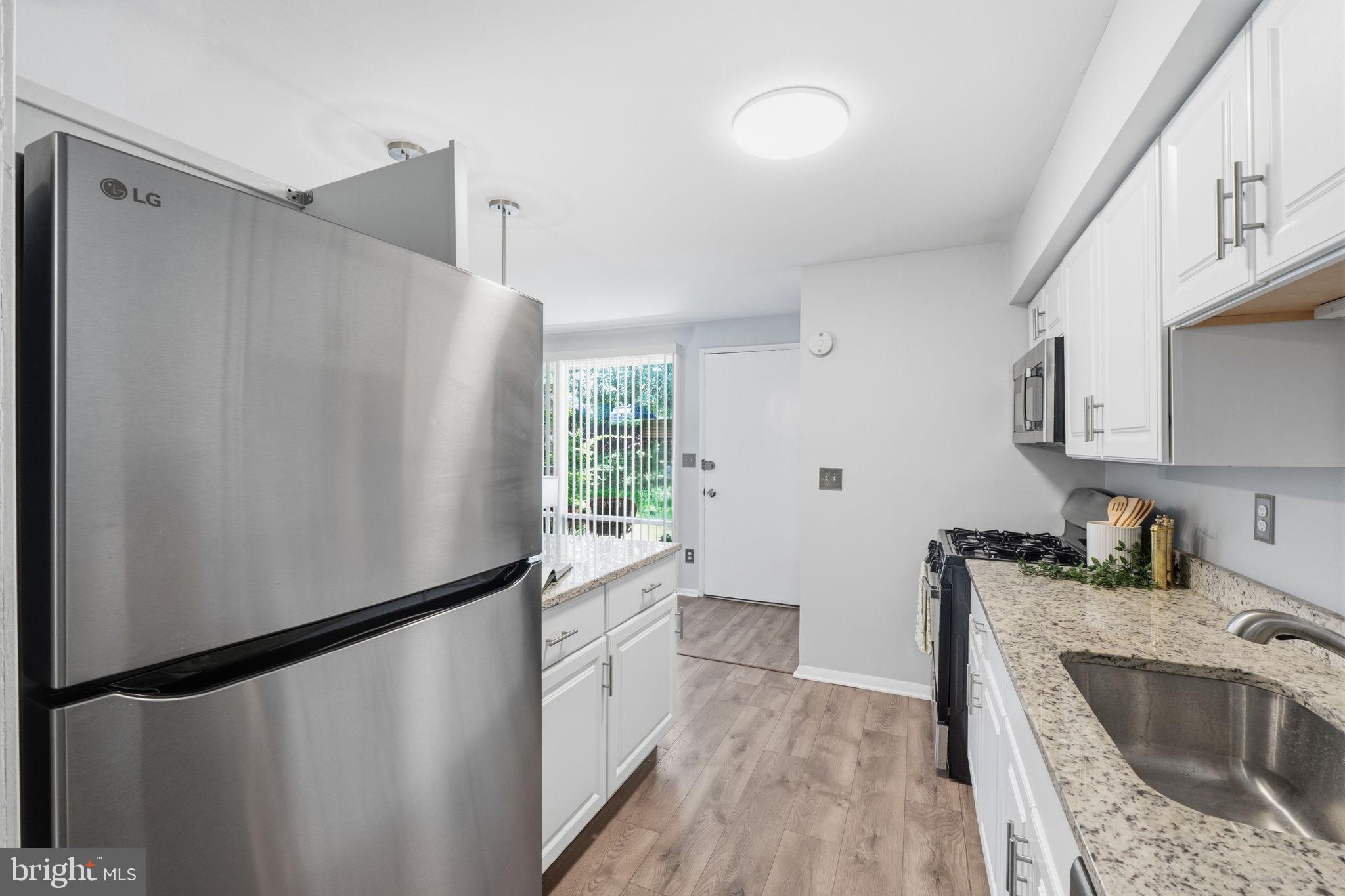 SPRING LAKE GARDEN CONDOMINIUM - Residential