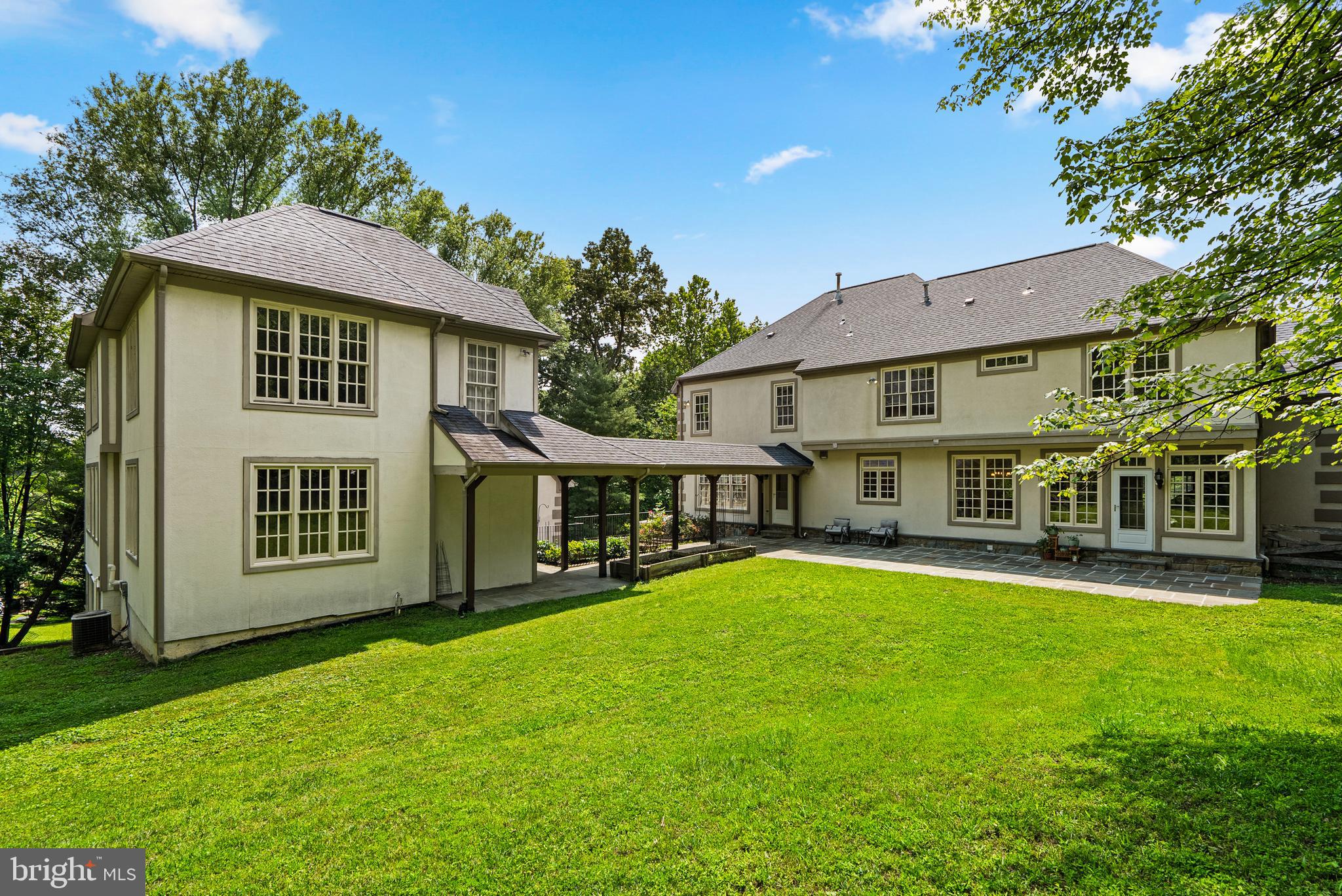 GLEN HILLS - Residential